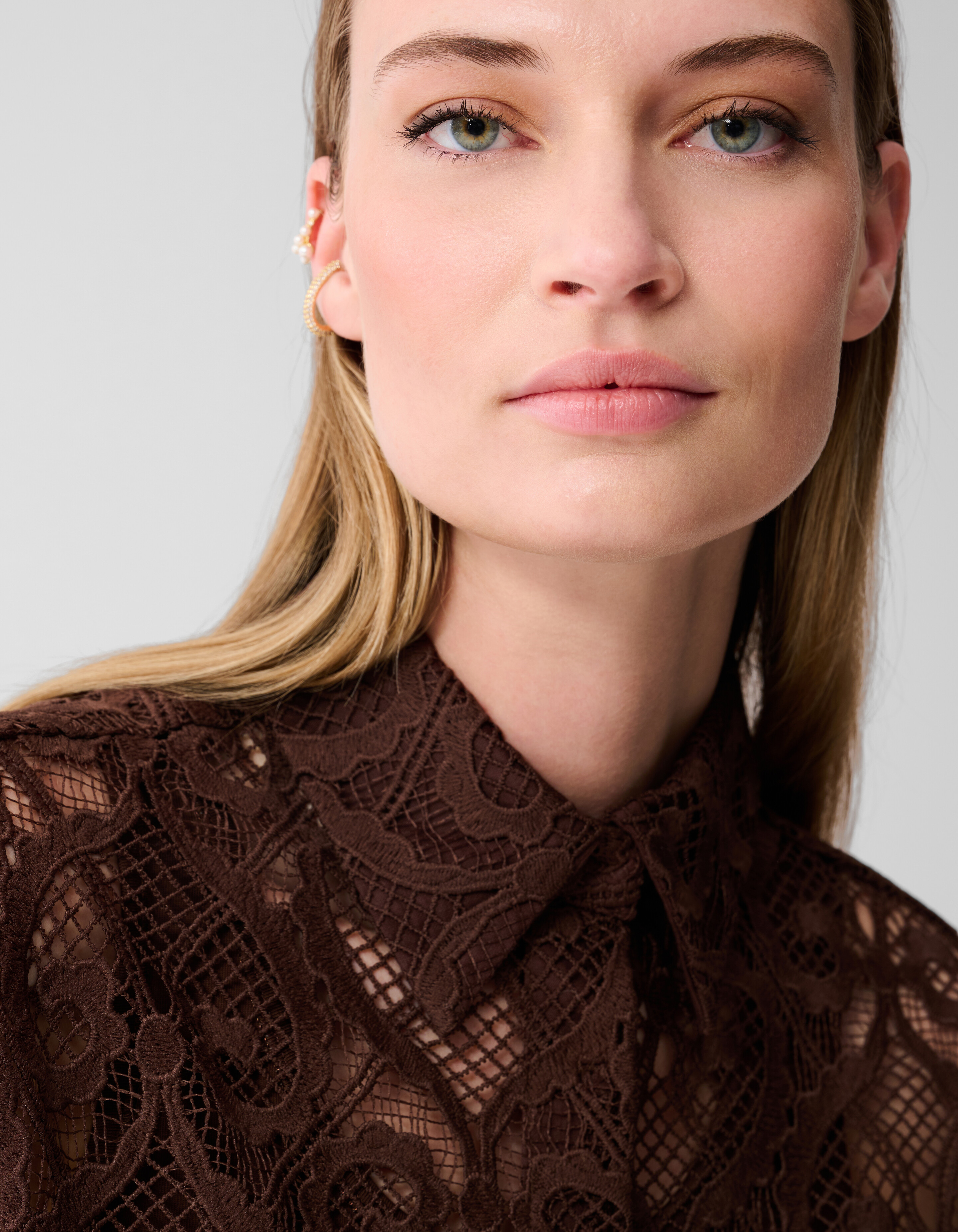 Bluse aus Spitze in Übergröße Dunkelbraun SHOEBY WOMEN