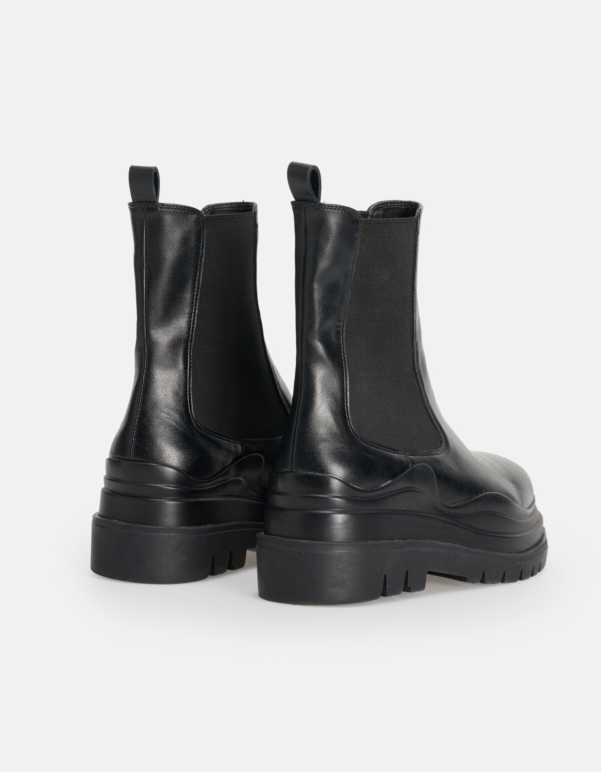 Gewellte Chelsea Boots Schwarz SHOEBY SHOES
