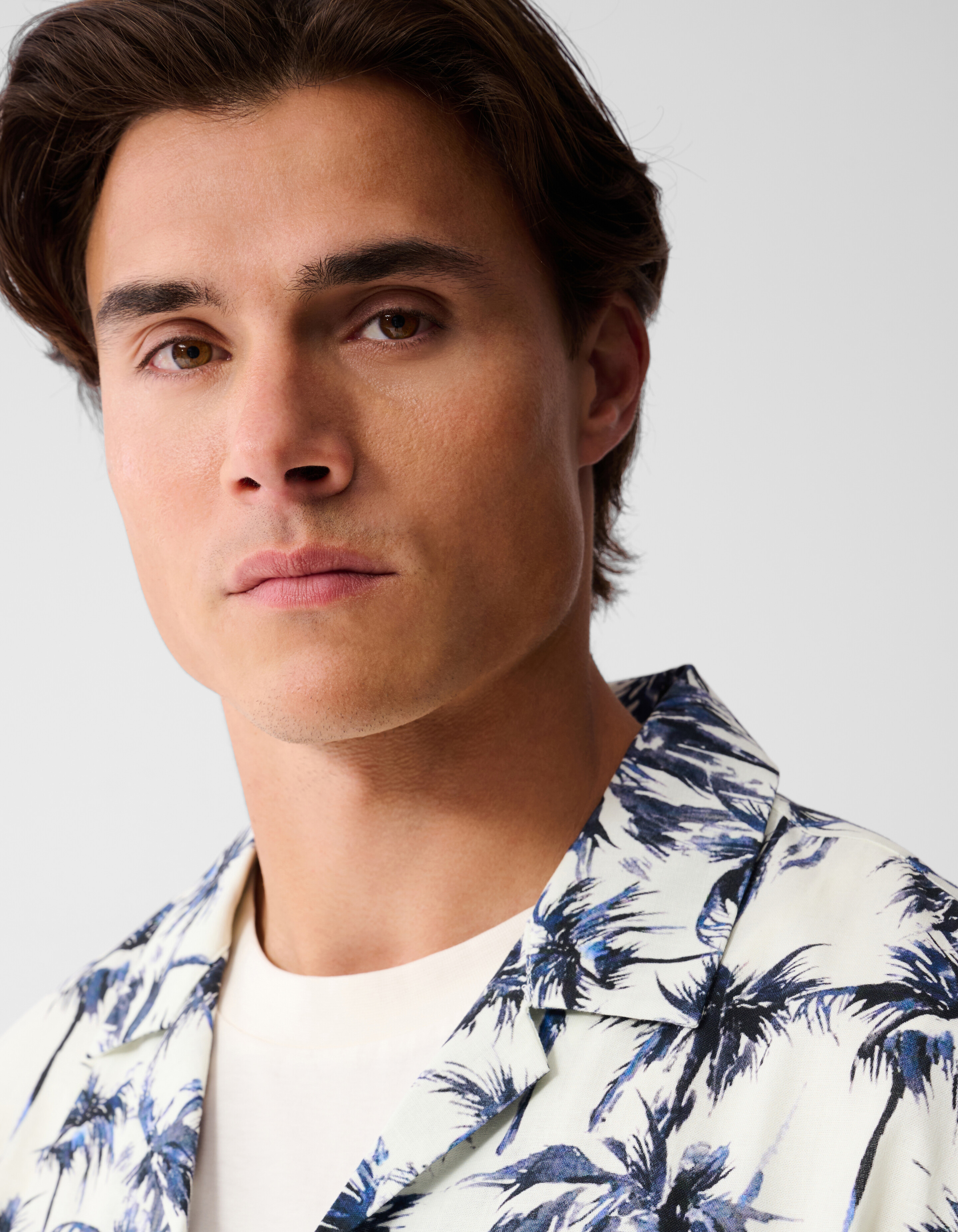 Bedrucktes Palmen-T-Shirt Off White SHOEBY MEN