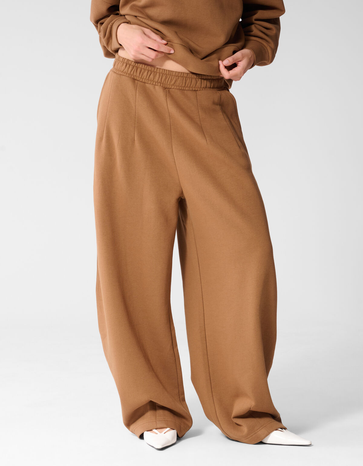 Loose Fit Sweathose Braun SHOEBY WOMEN
