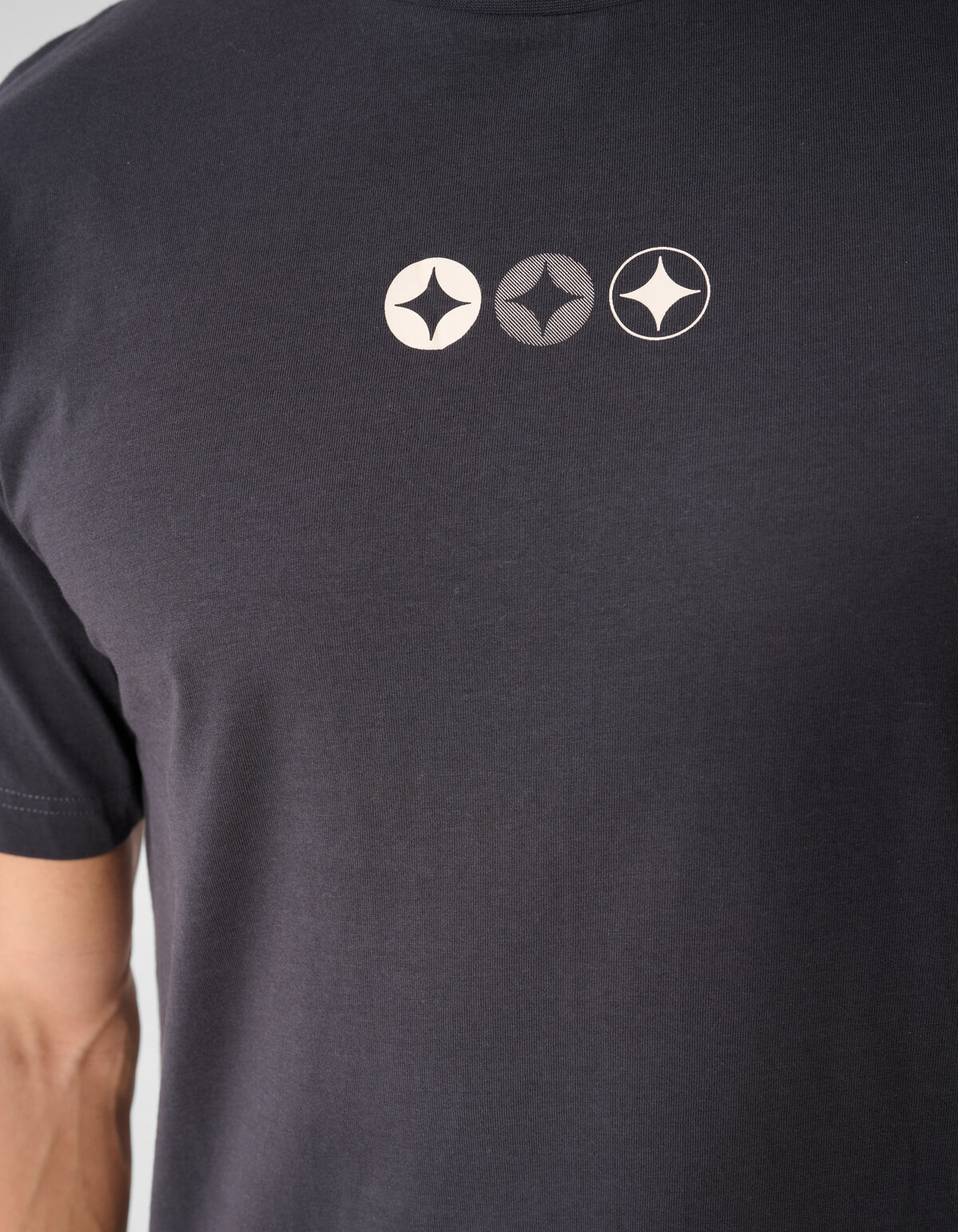 Spark Logo T-Shirt in Dunkelgrau SHOEBY MEN