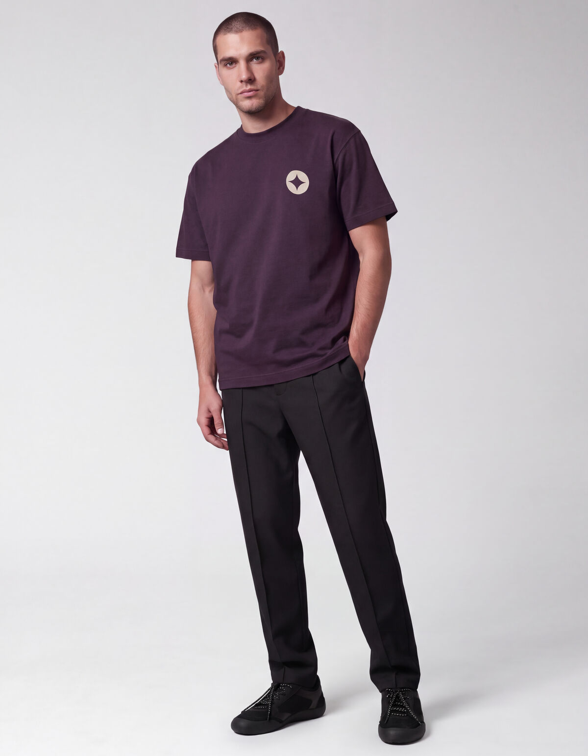 Crinkle Print T-Shirt Dunkellila SHOEBY MEN