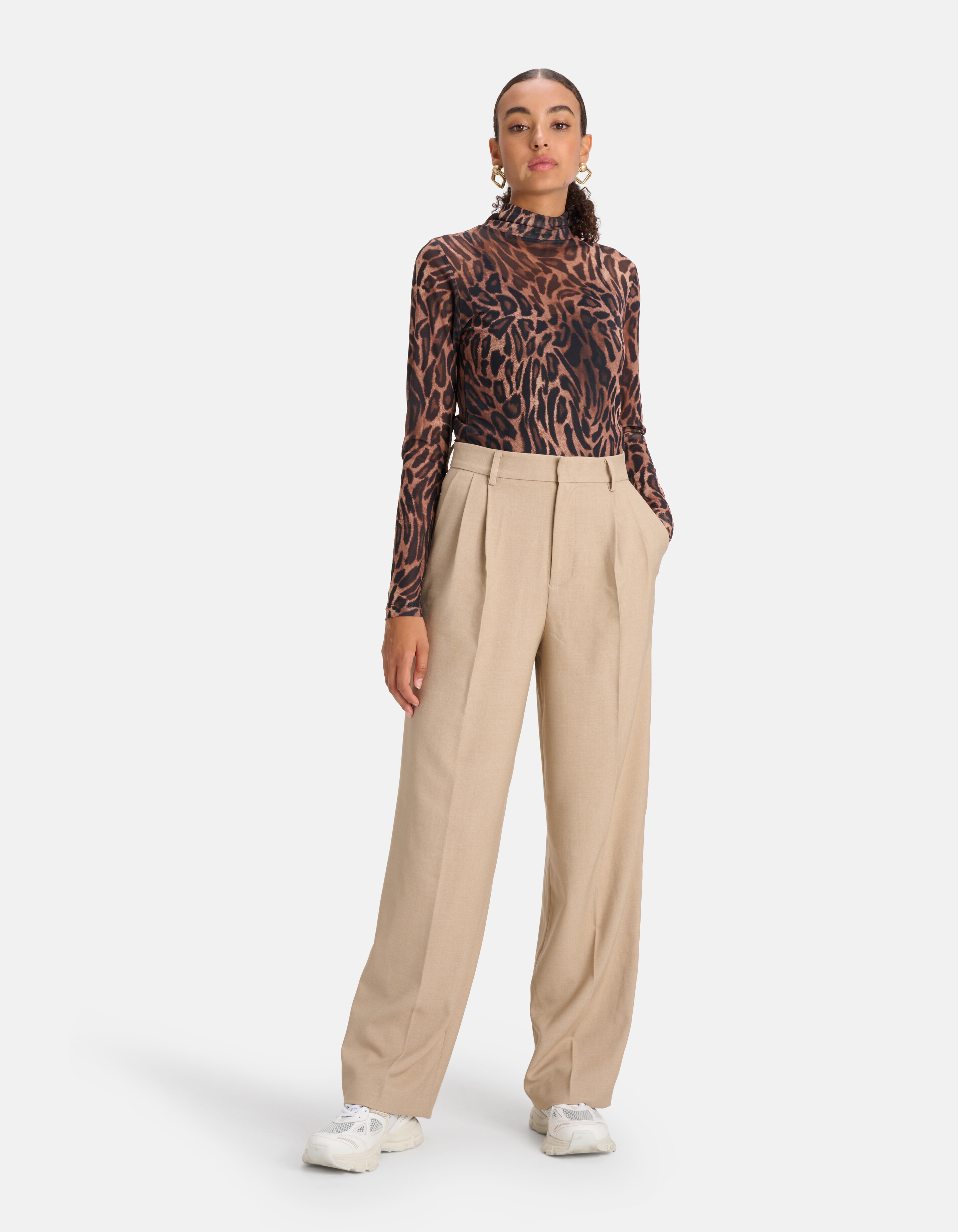 Hose mit lockerer Passform Beige SHOEBY WOMEN