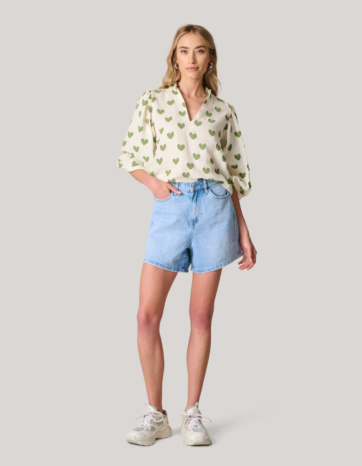 Bedruckte Herzbluse Off White SHOEBY WOMEN
