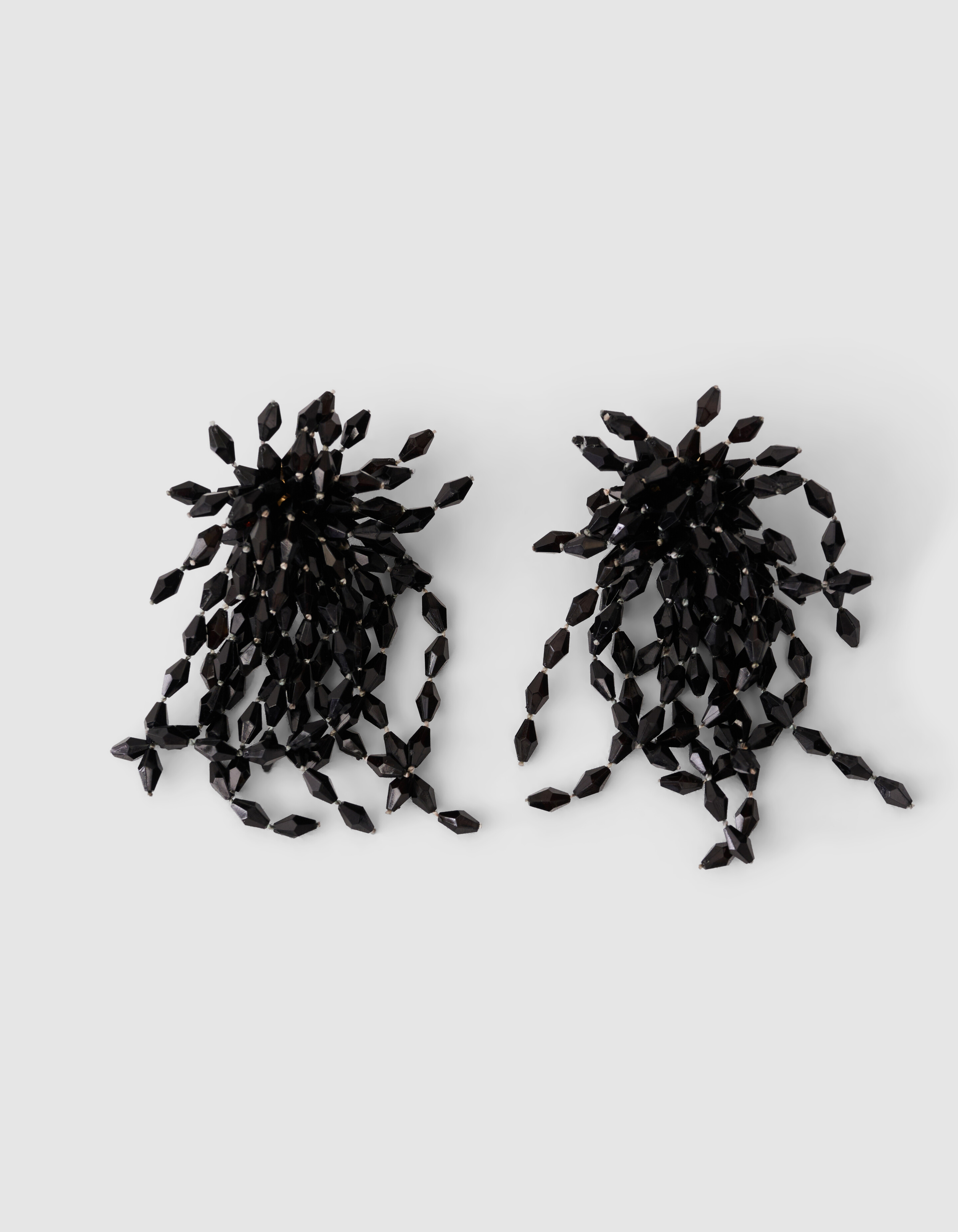 Beaded Wasserfall Ohrringe Schwarz SHOEBY ACCESSOIRES