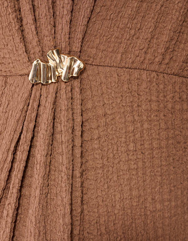 Organisches Crinkle Maxikleid Braun SHOEBY WOMEN