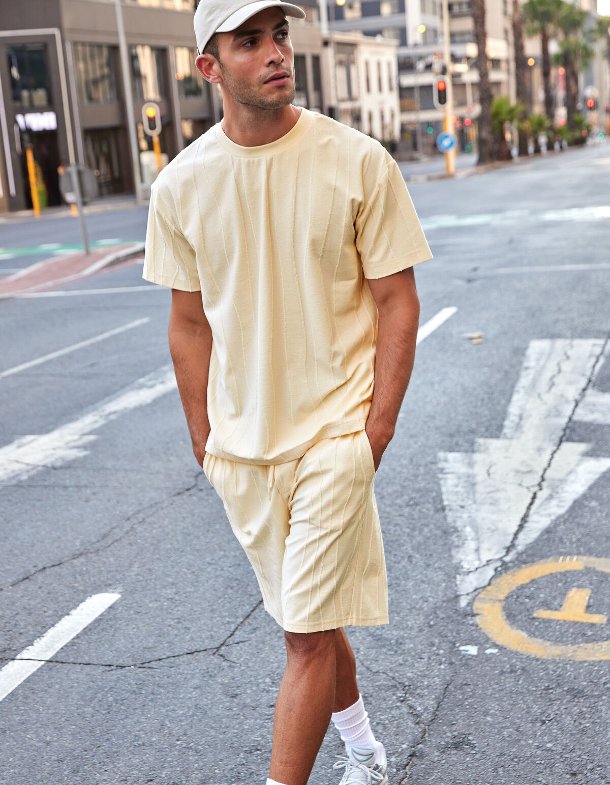 Wellenlinien T-Shirt Hellgelb SHOEBY MEN