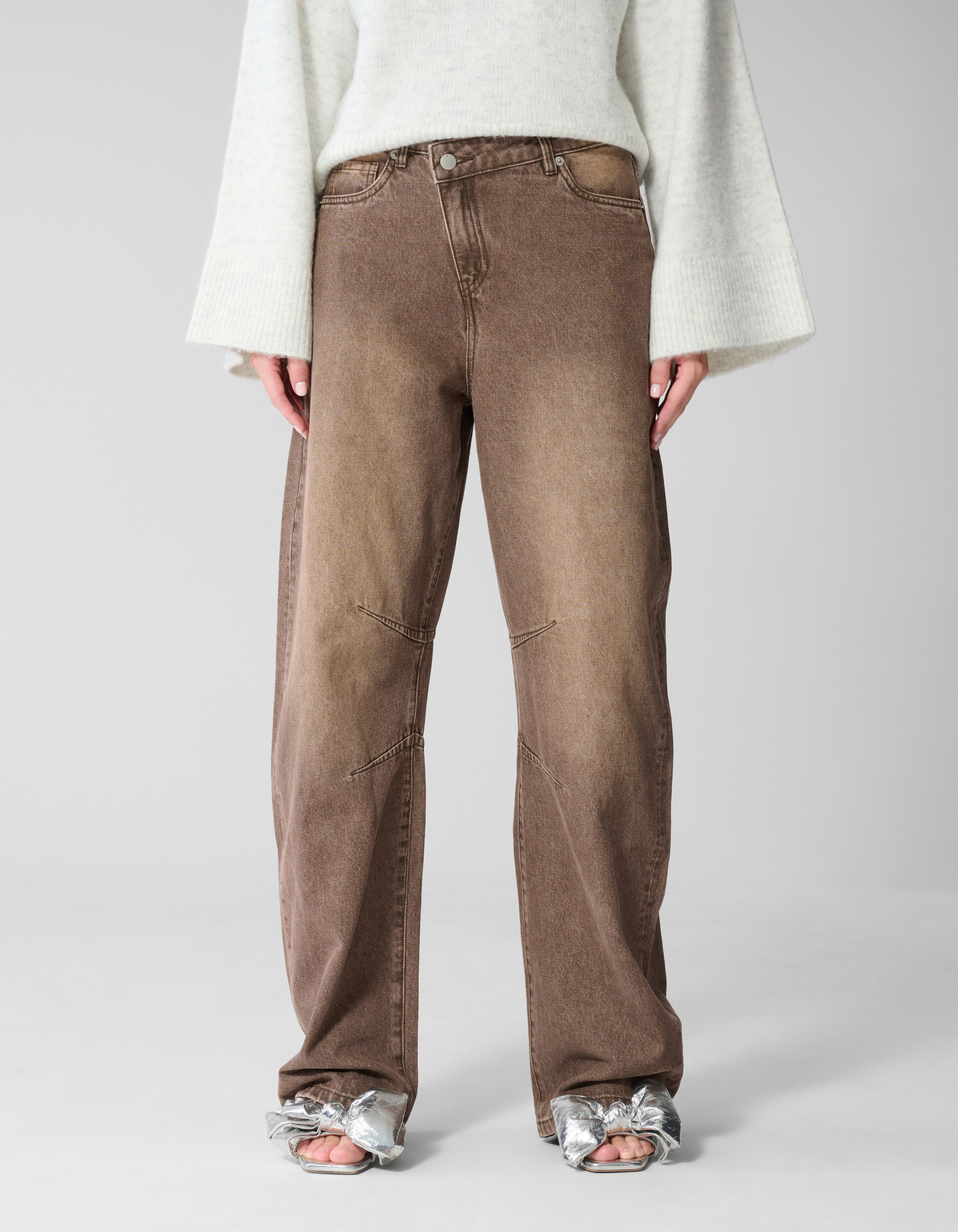Jeans mit asymmetrischer Passform Barrel Fit Washe SHOEBY WOMEN