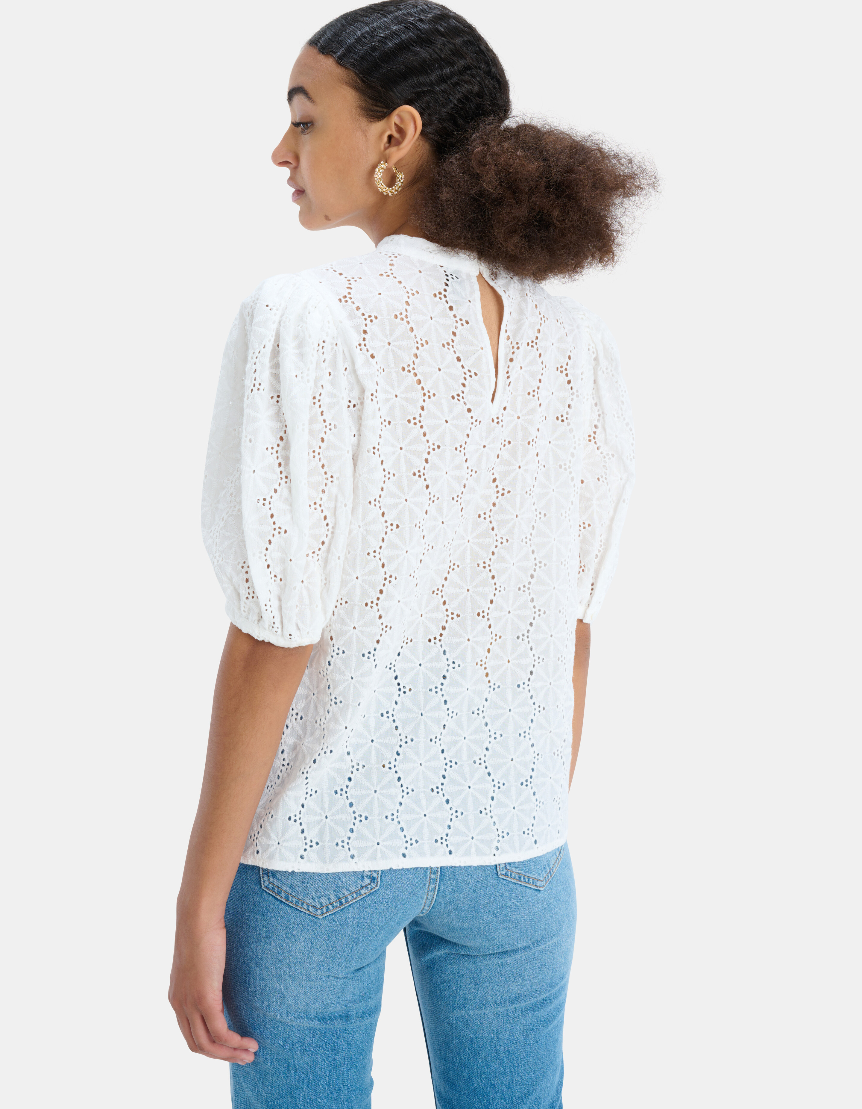 Broidery Oberseite EKSEPT