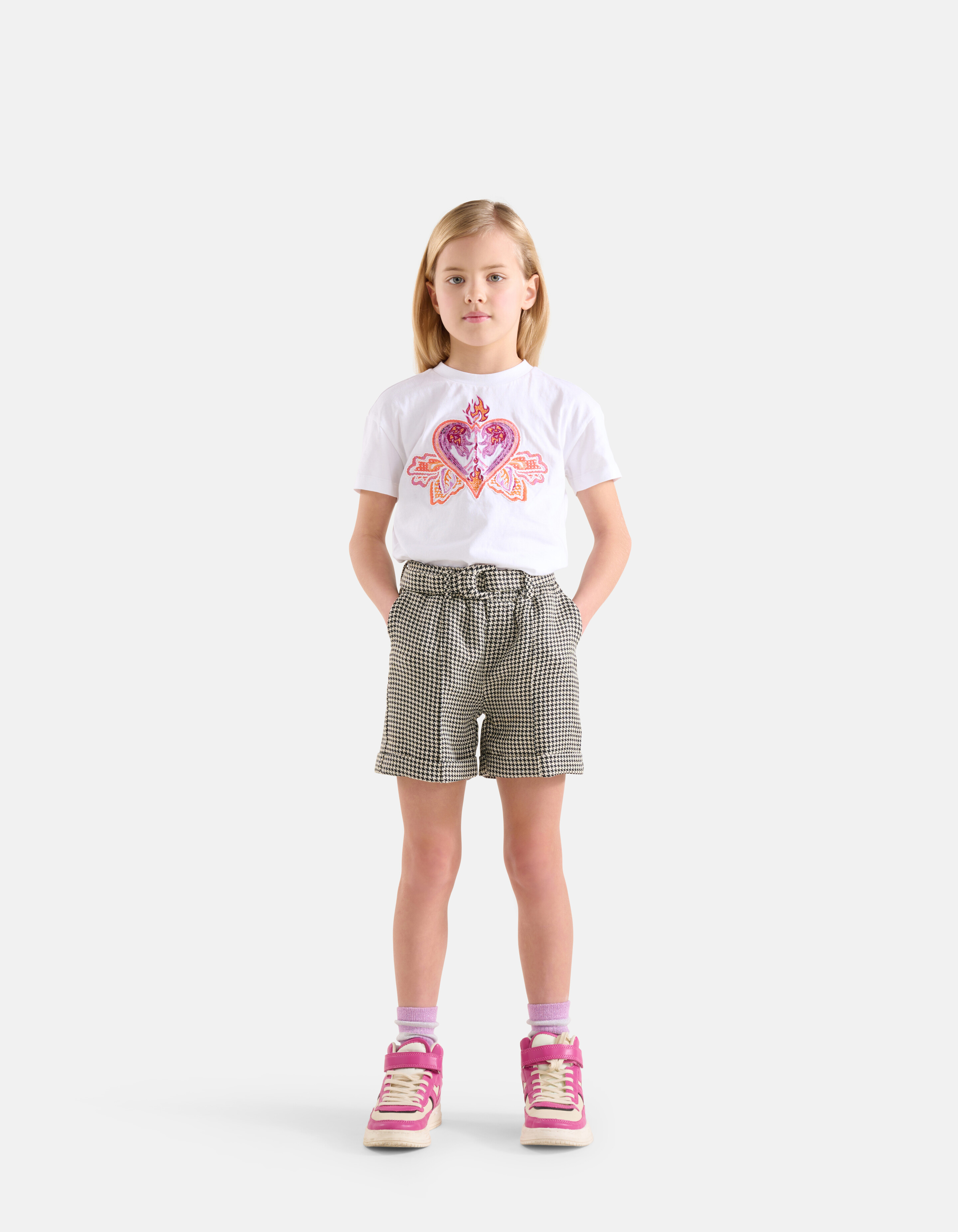 T-shirt mit Herzstickerei Off White SHOEBY GIRLS