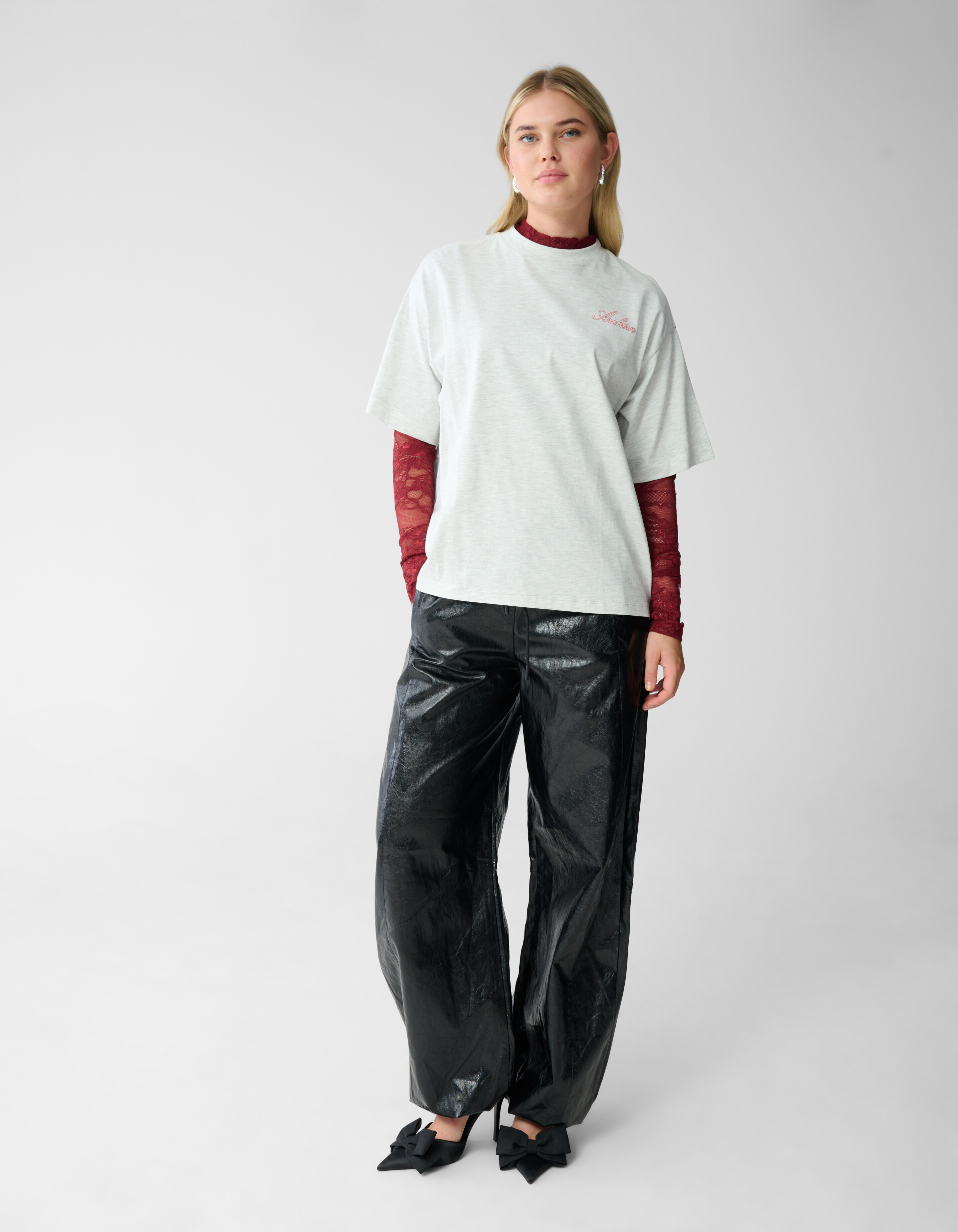 Heart Back Artwork T-shirt Lichtgrijs SHOEBY WOMEN