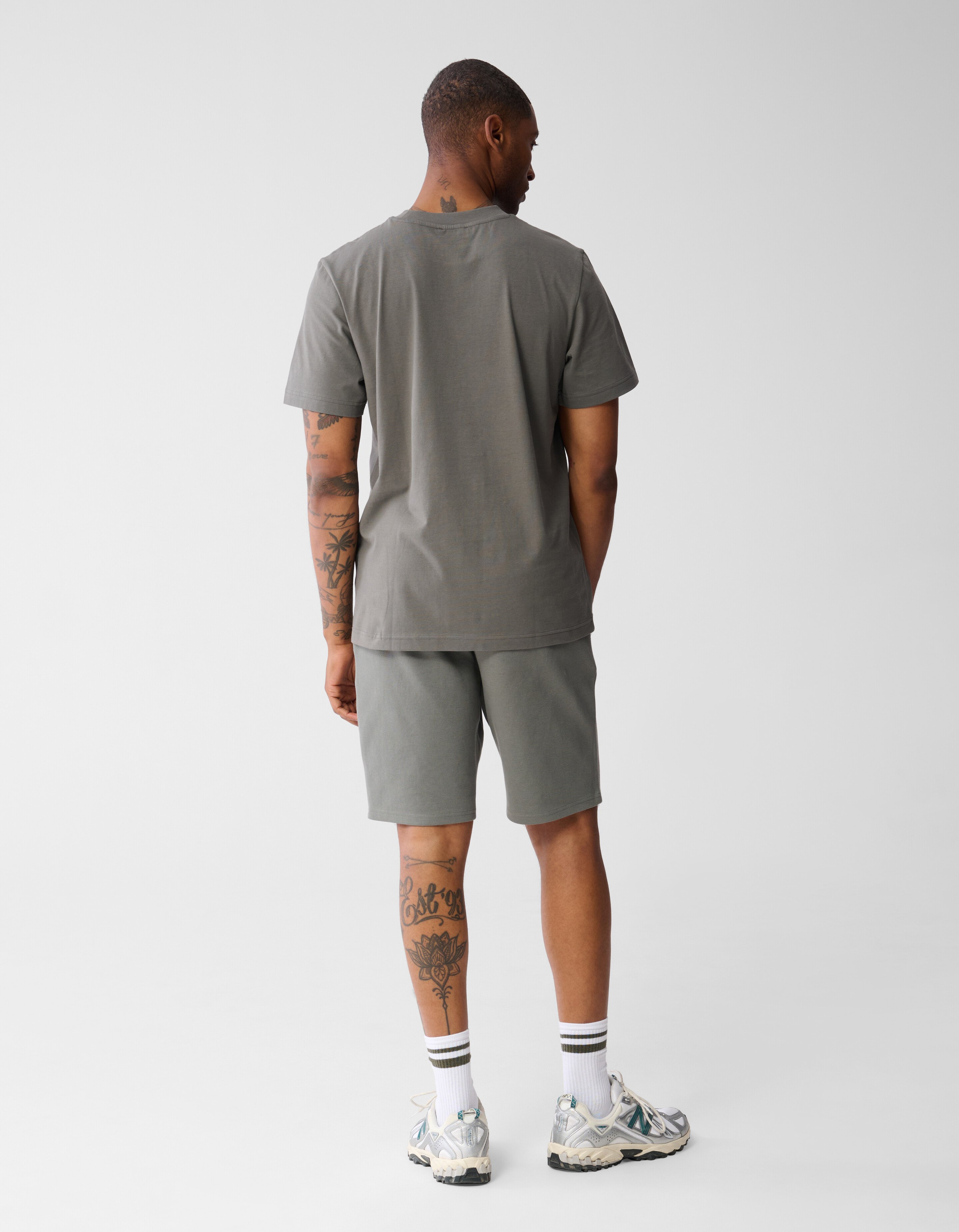 Mixed Text Artwork T-shirt Dunkelgrün SHOEBY MEN