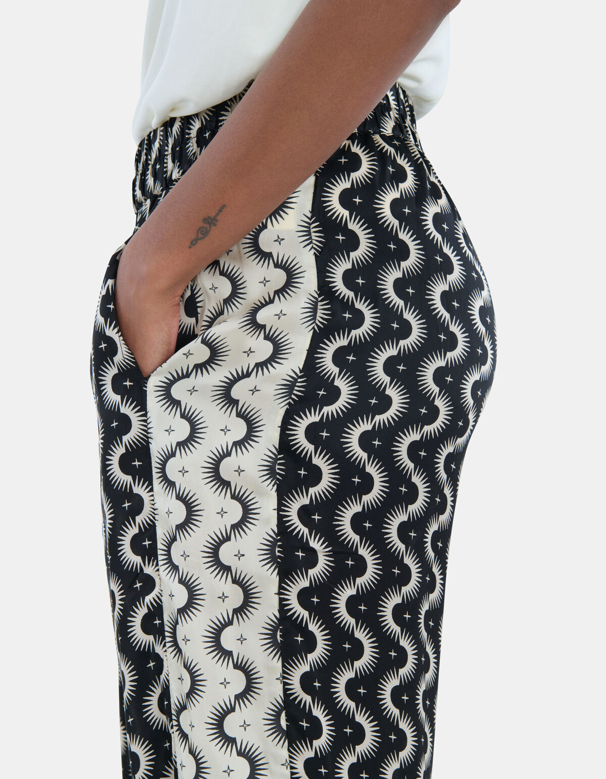 Rocky Satin Hose EKSEPT