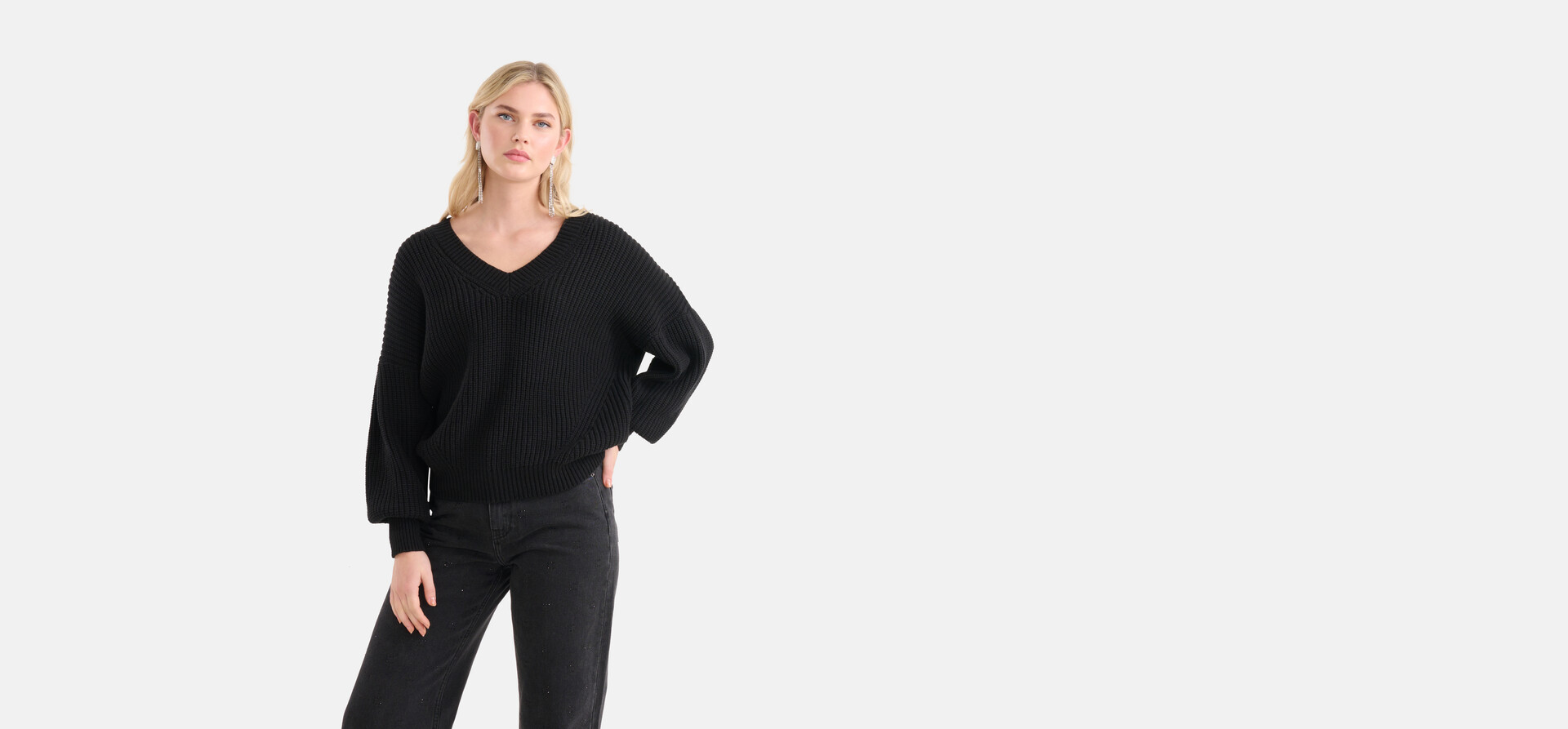 Pullover mit V-Ausschnitt Schwarz SHOEBY WOMEN