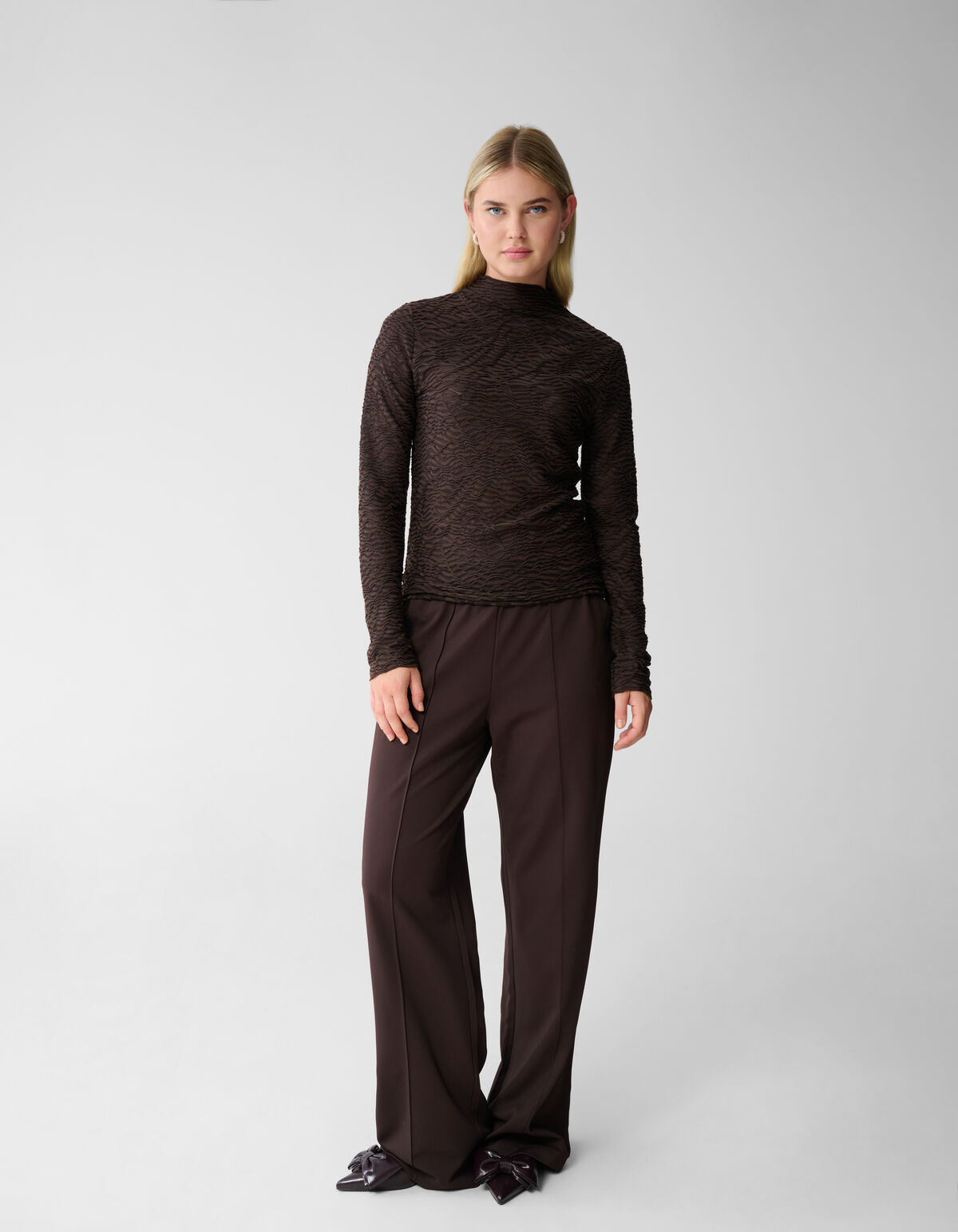 Crinkle Top Dunkelbraun SHOEBY WOMEN