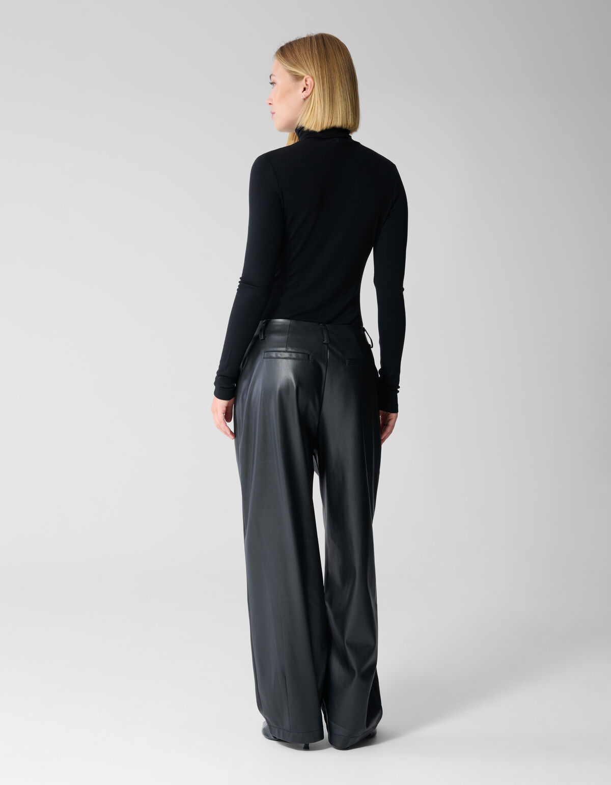 Vegane Leder Barrel-Fit-Hose Schwarz By Lonneke SHOEBY WOMEN