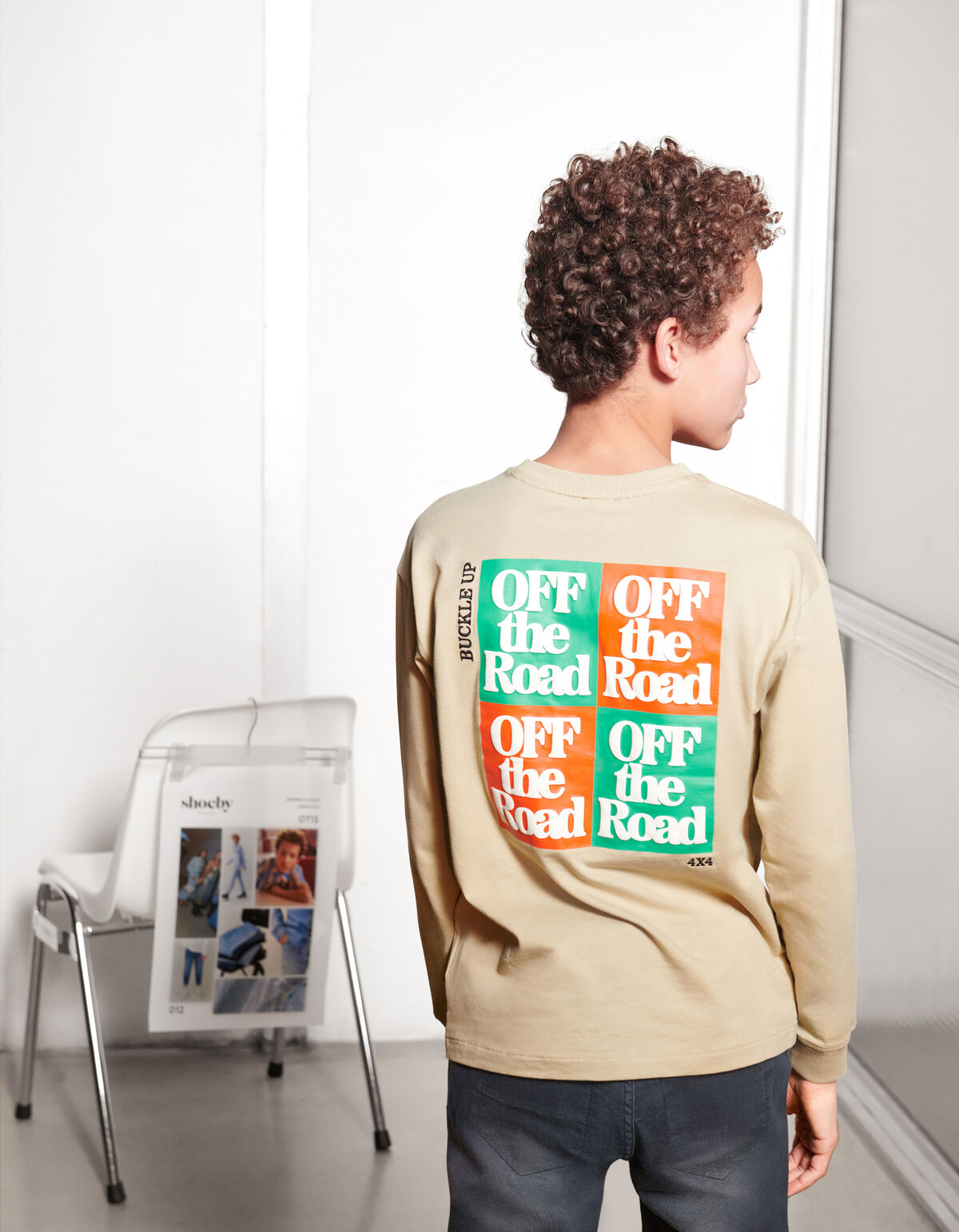 Artwork Longsleeve Zand SHOEBY BOYS