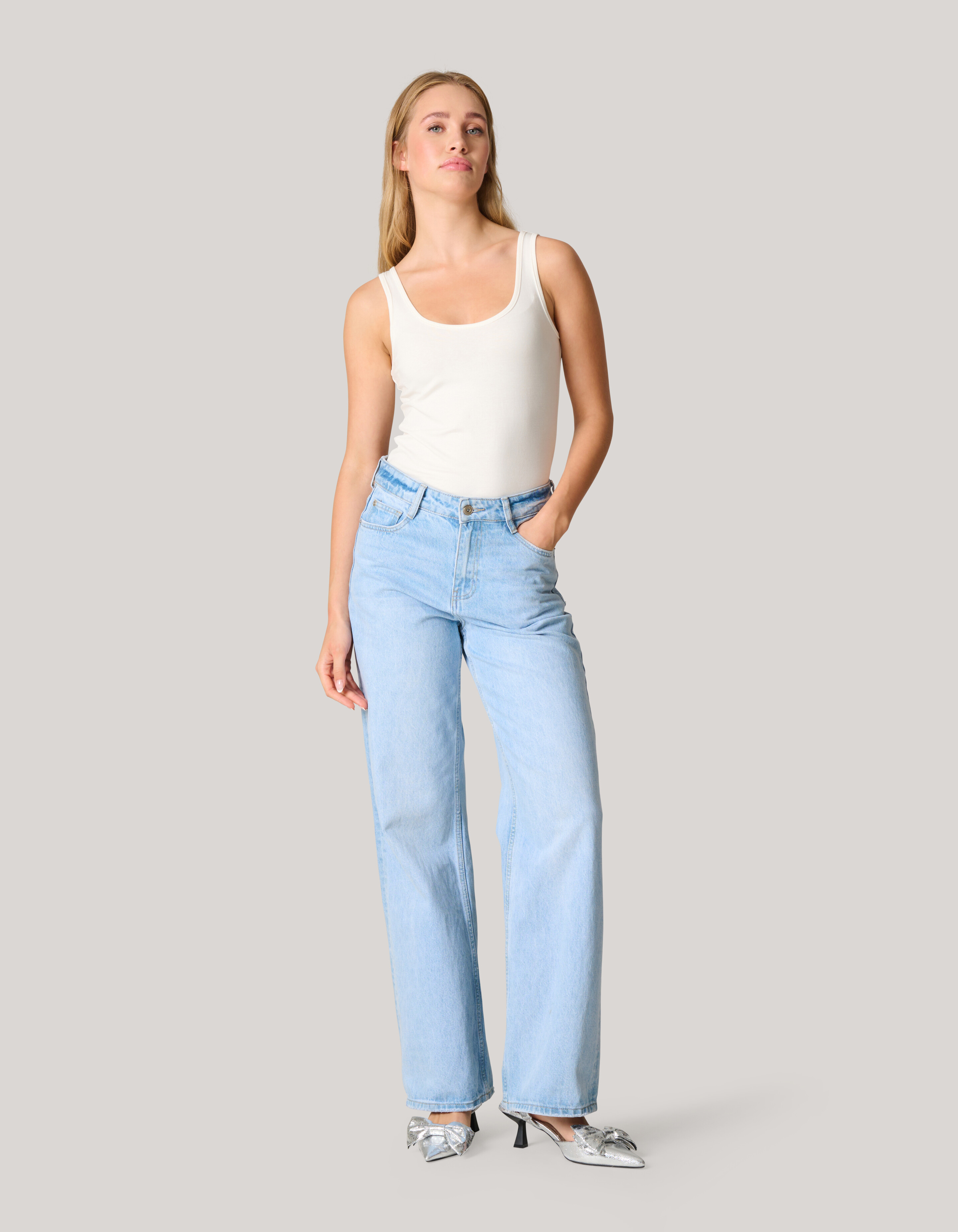 Basic Top Offwhite Eksept