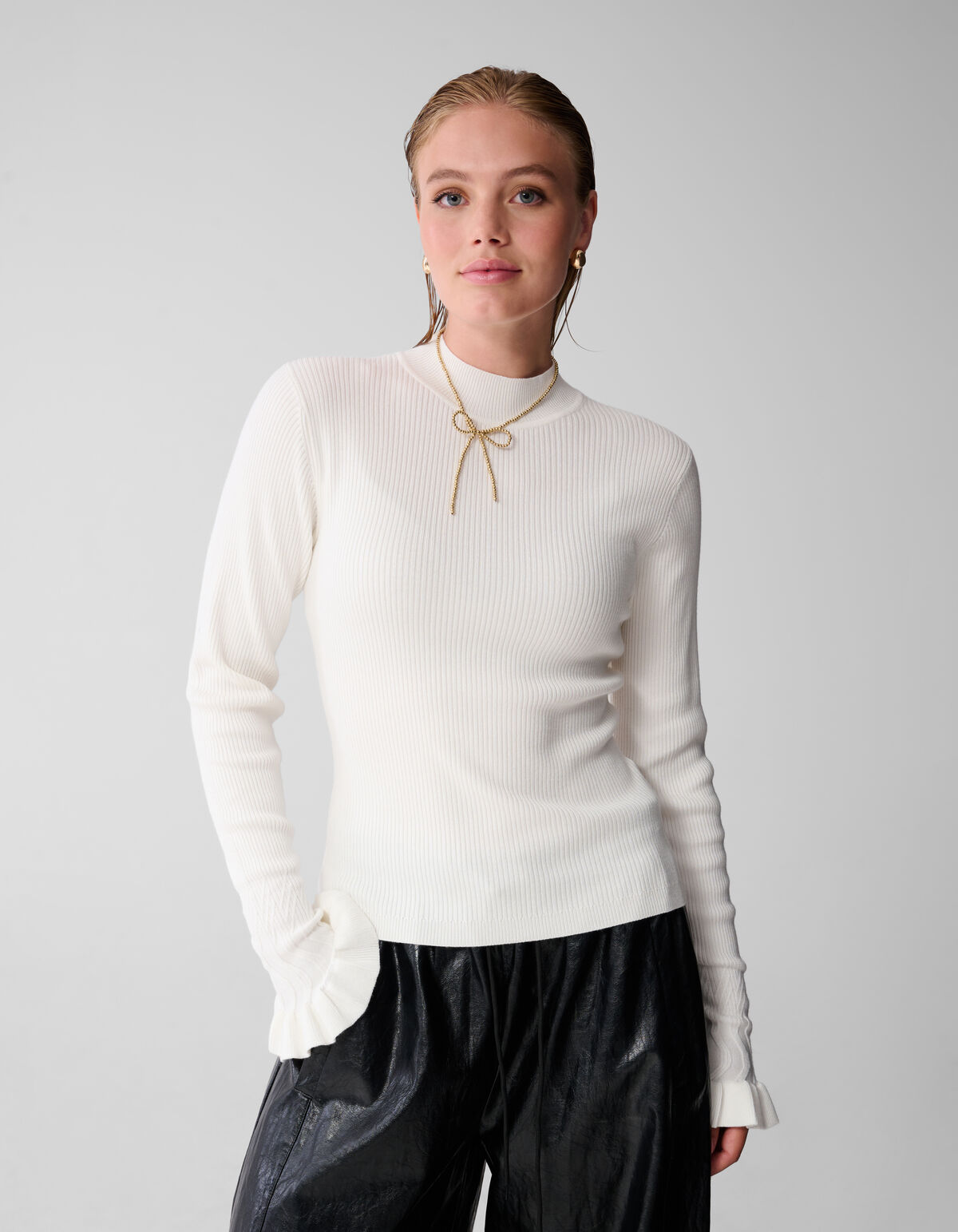 Oberteil mit Rüschenärmeln in Off-White SHOEBY WOMEN
