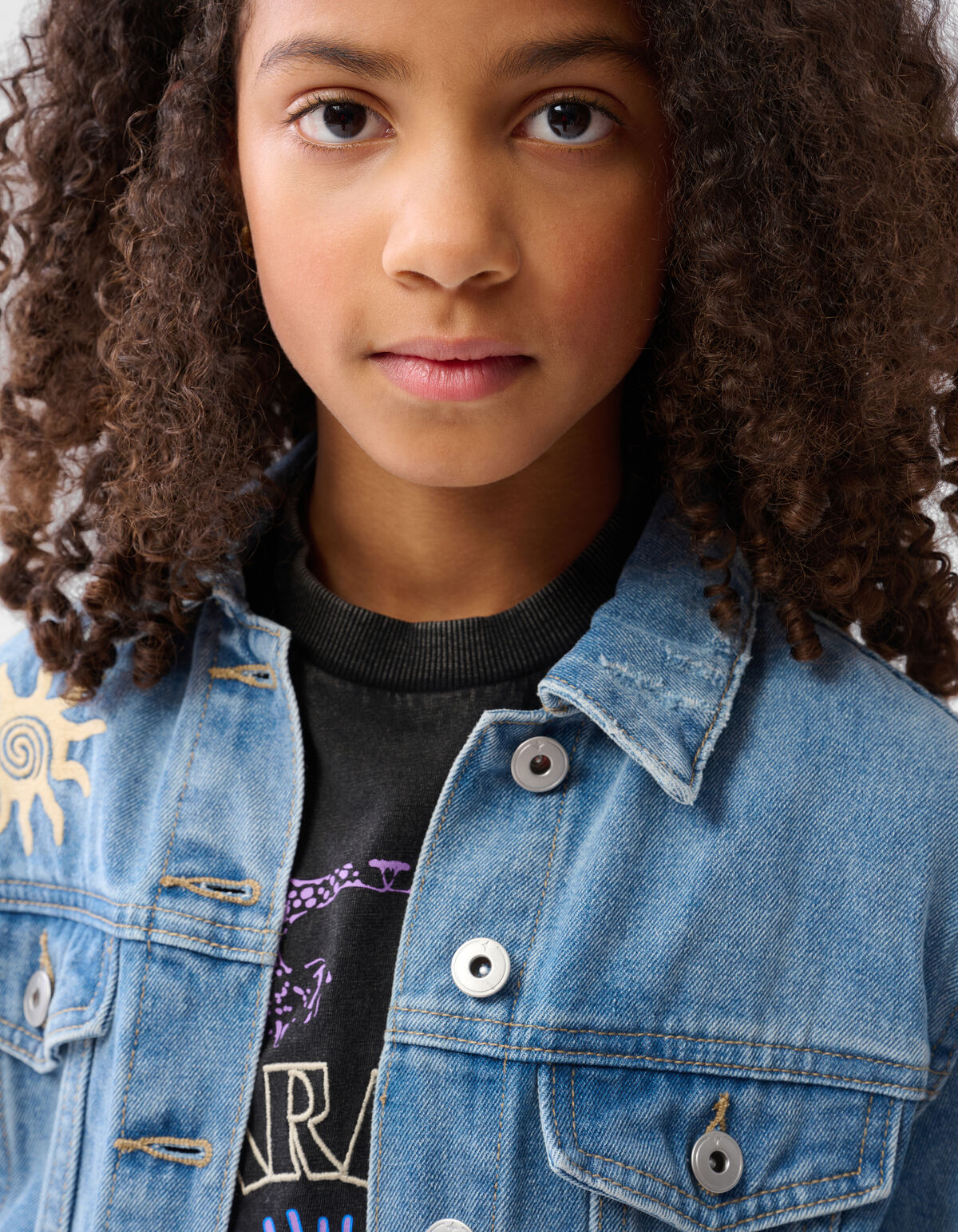 Bestickte Denim-Jacke Hellblau SHOEBY GIRLS