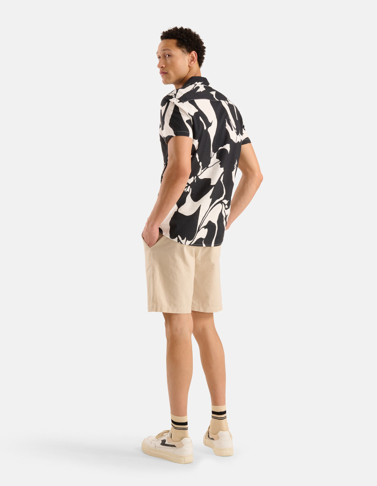 Artwork Shirt Schwarz/Weiß SHOEBY MEN