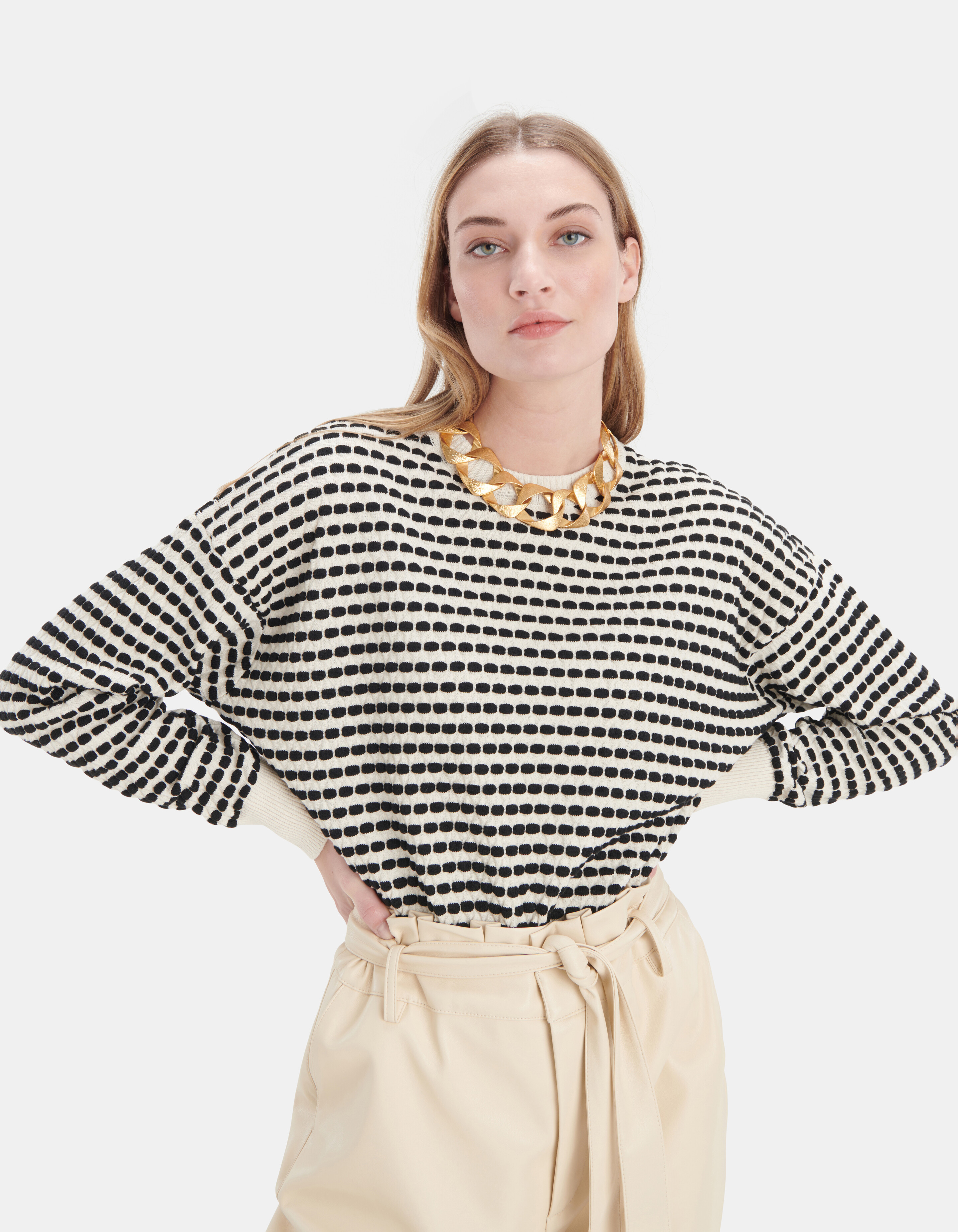 Zweifarbiger Pullover EKSEPT
