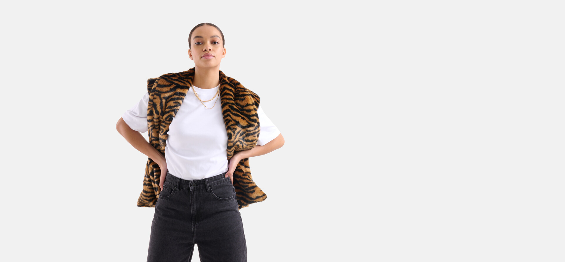 Gilet in Pelzoptik mit Tigerdruck Braun SHOEBY WOMEN