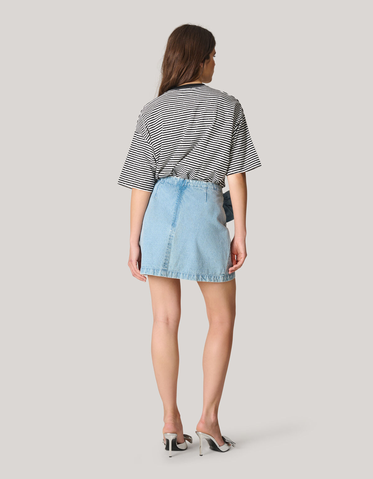 Gestreeptes Strass-T-Shirt in &Uuml;bergr&ouml;&szlig;e von Lizzy SHOEBY WOMEN