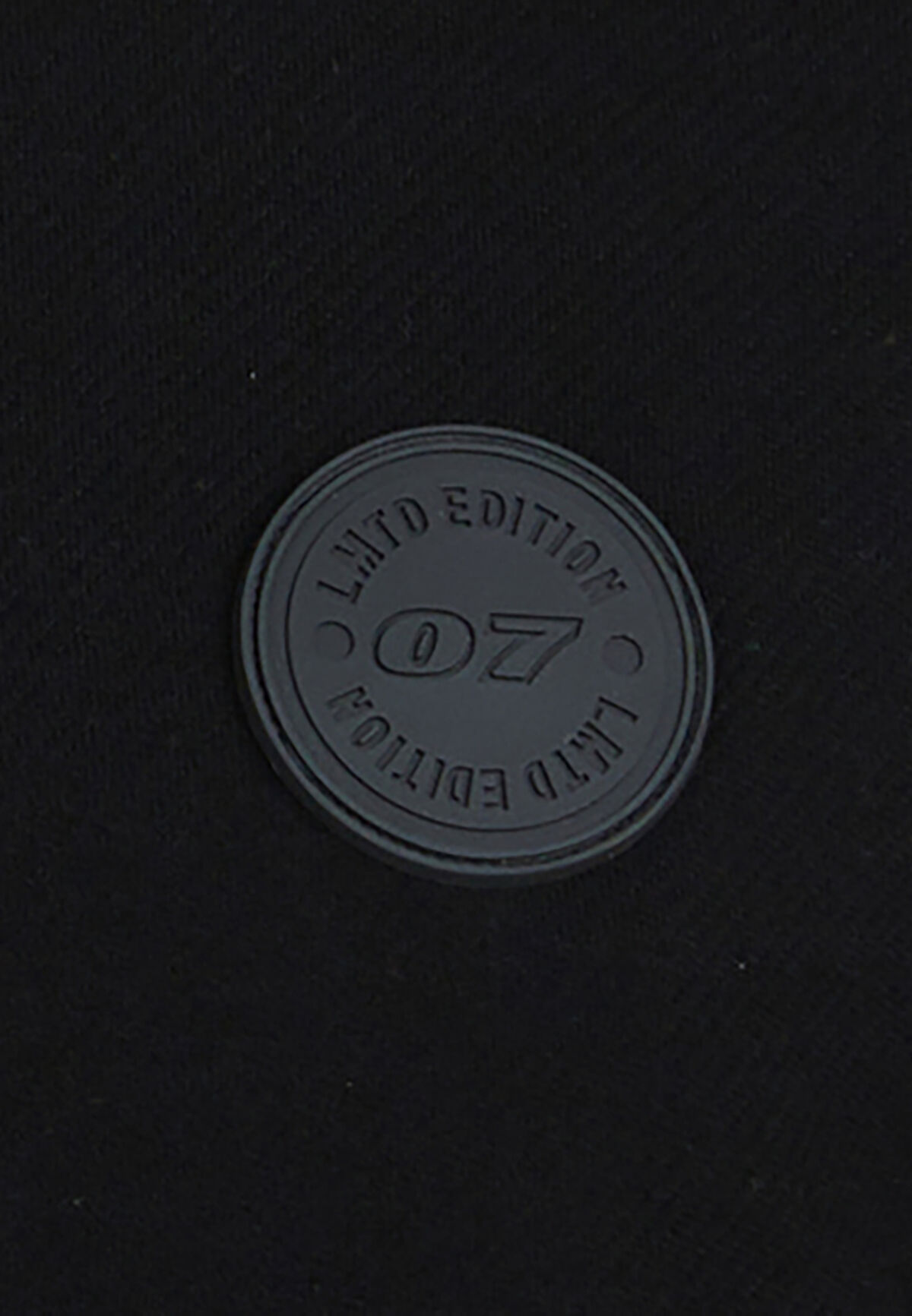 T-Shirt mit Patch Schwarz SHOEBY BOYS