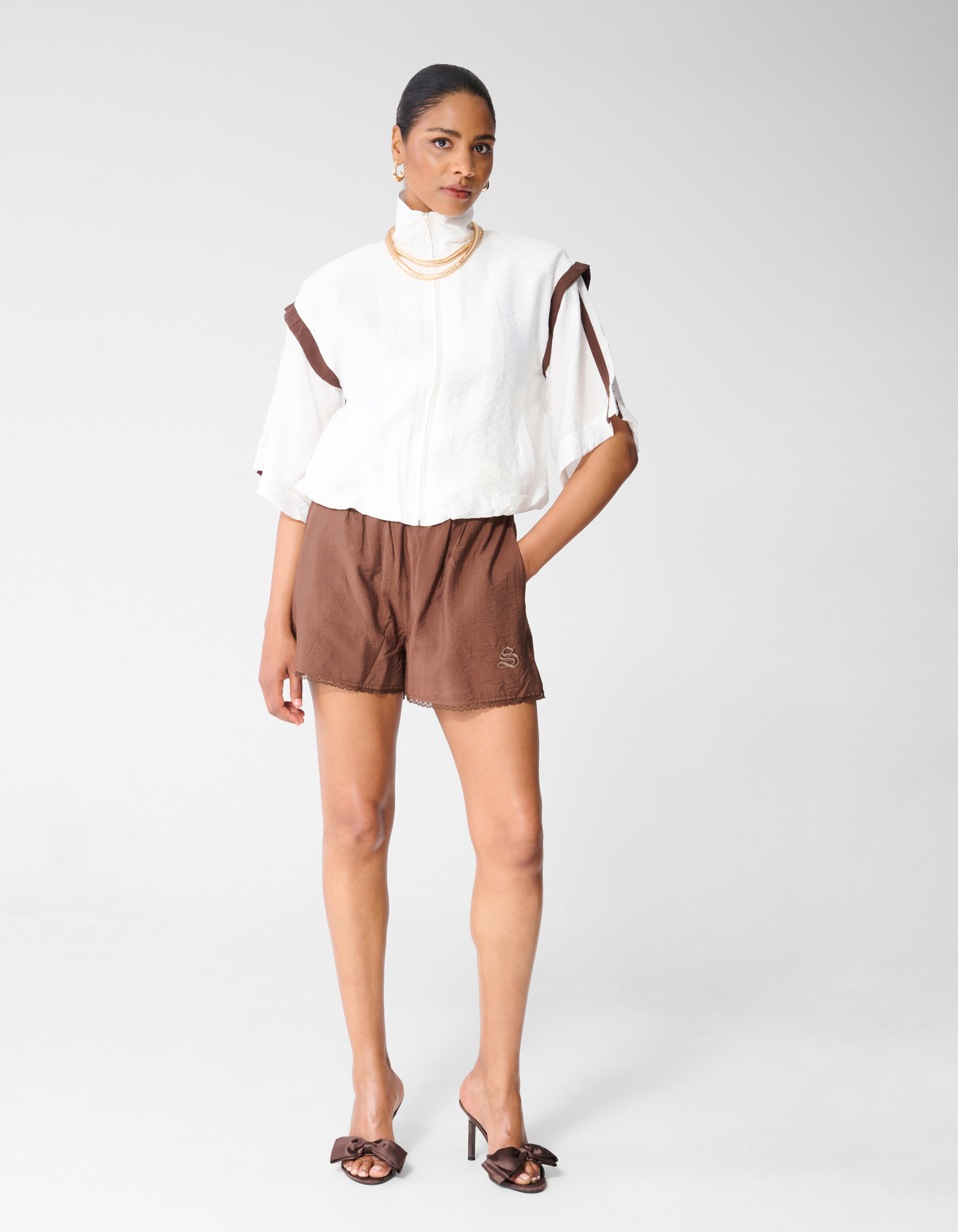 Sportliche Trainingsjacke in gebrochenem Wei&szlig; SHOEBY WOMEN