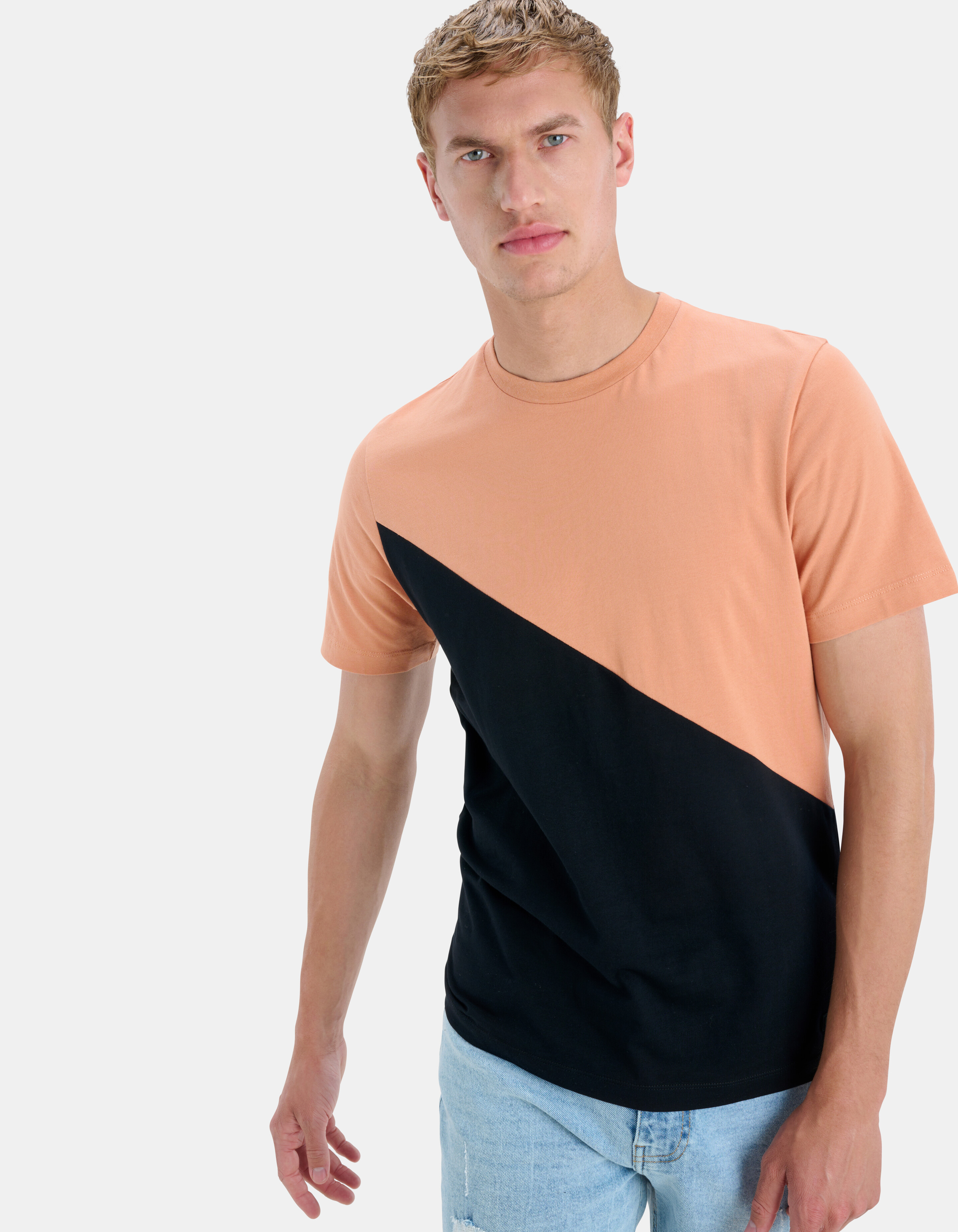Diagonales T-Shirt REFILL