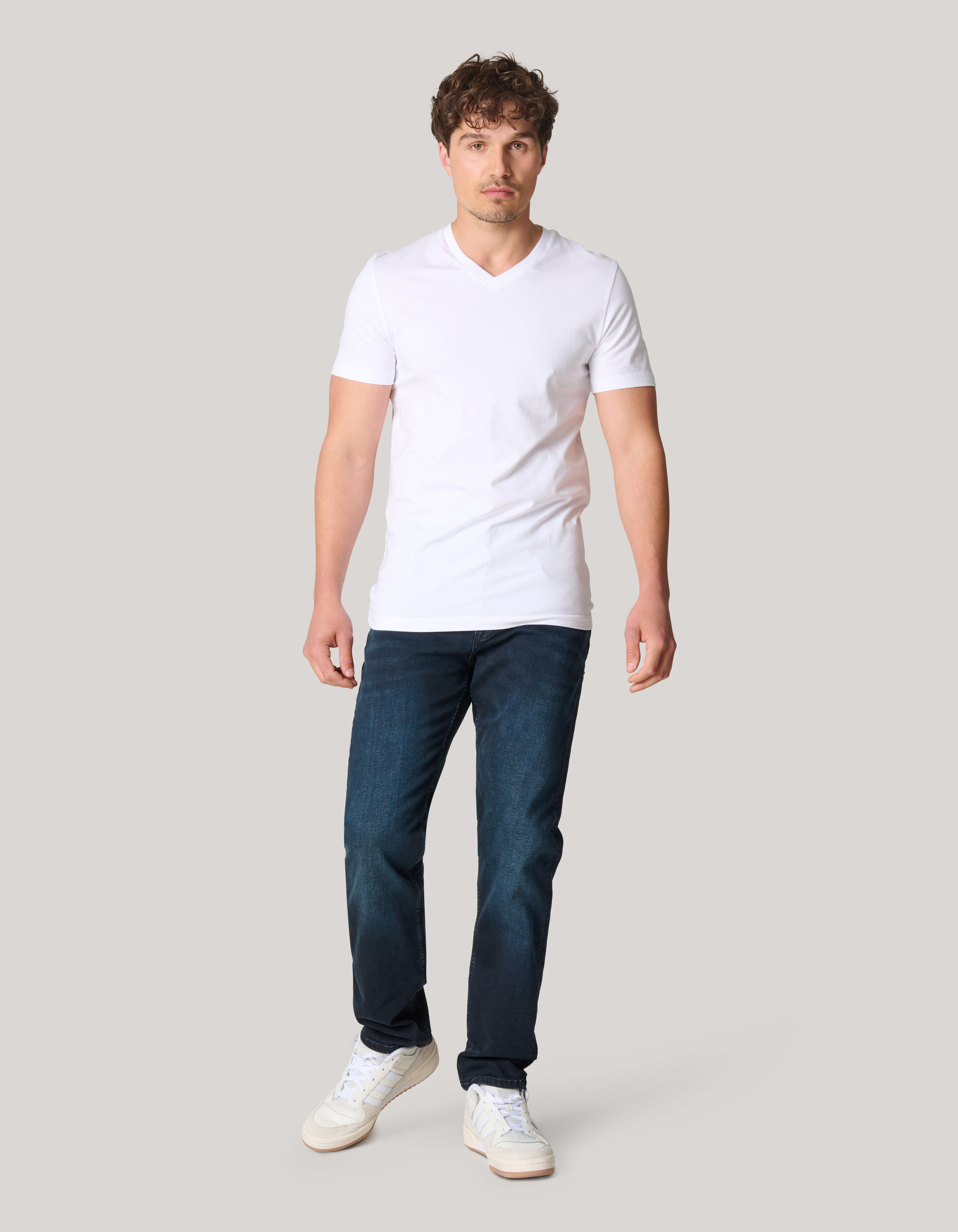 Straight Jeans Blau/Schwarz Länge 32 Refill
