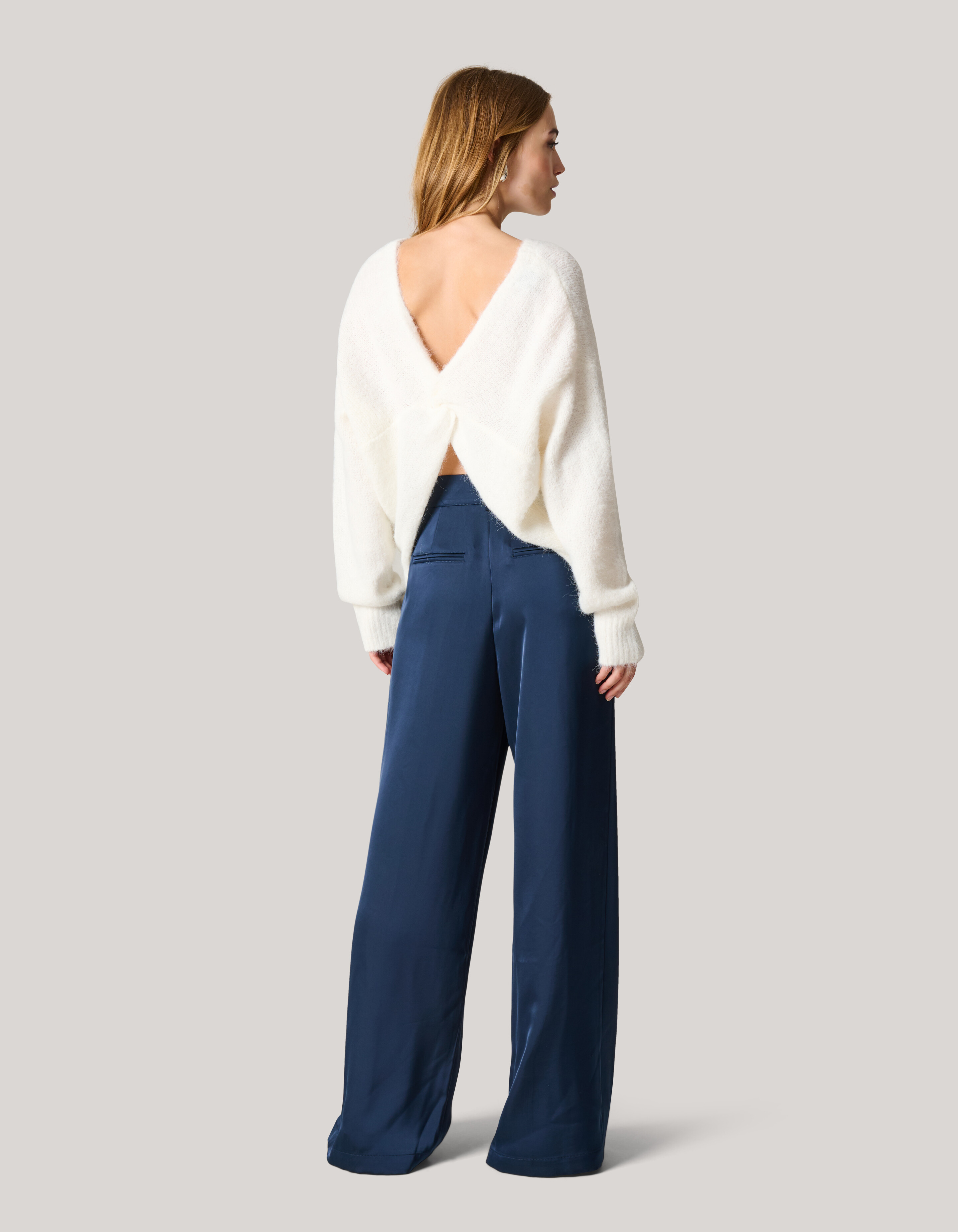 Gewickelter Pullover Off White SHOEBY WOMEN