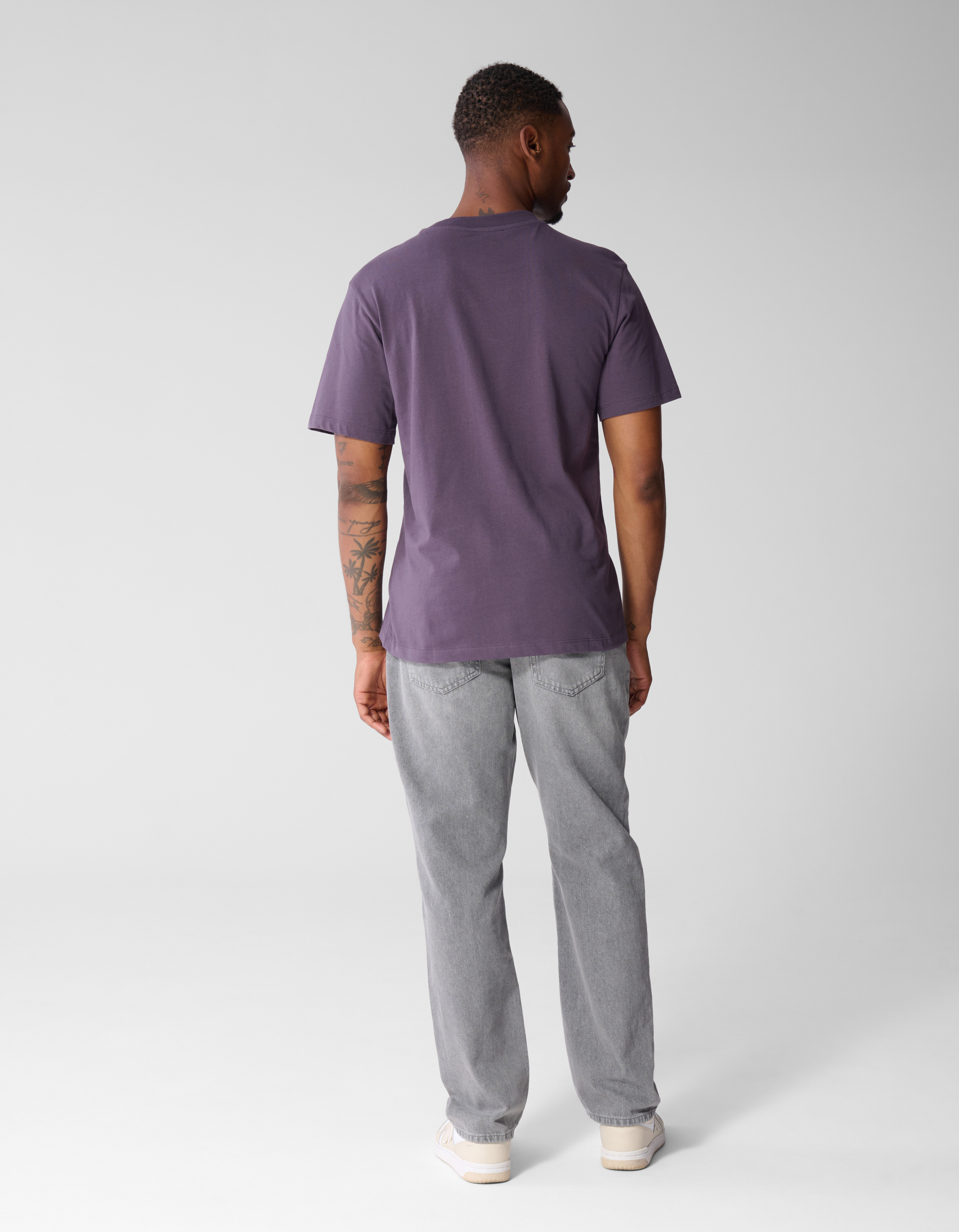 Minimal Artwork T-Shirt Lila SHOEBY MEN
