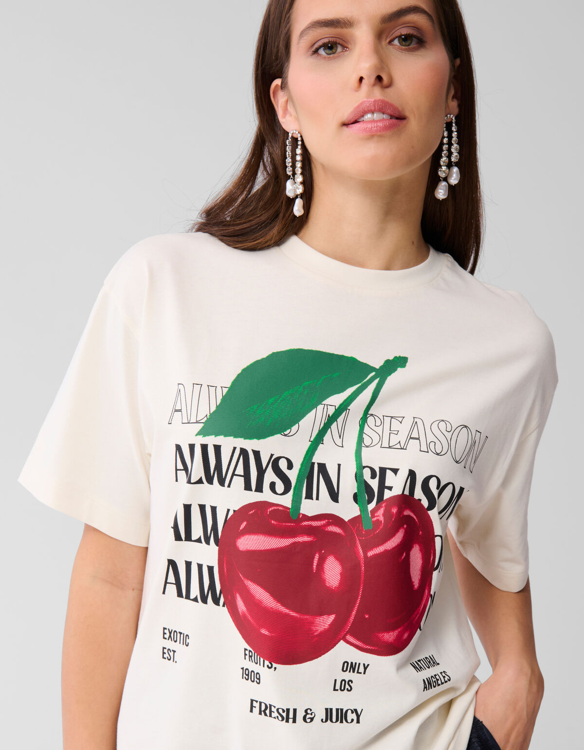Kirsche Kunstwerk T-shirt Off White SHOEBY WOMEN