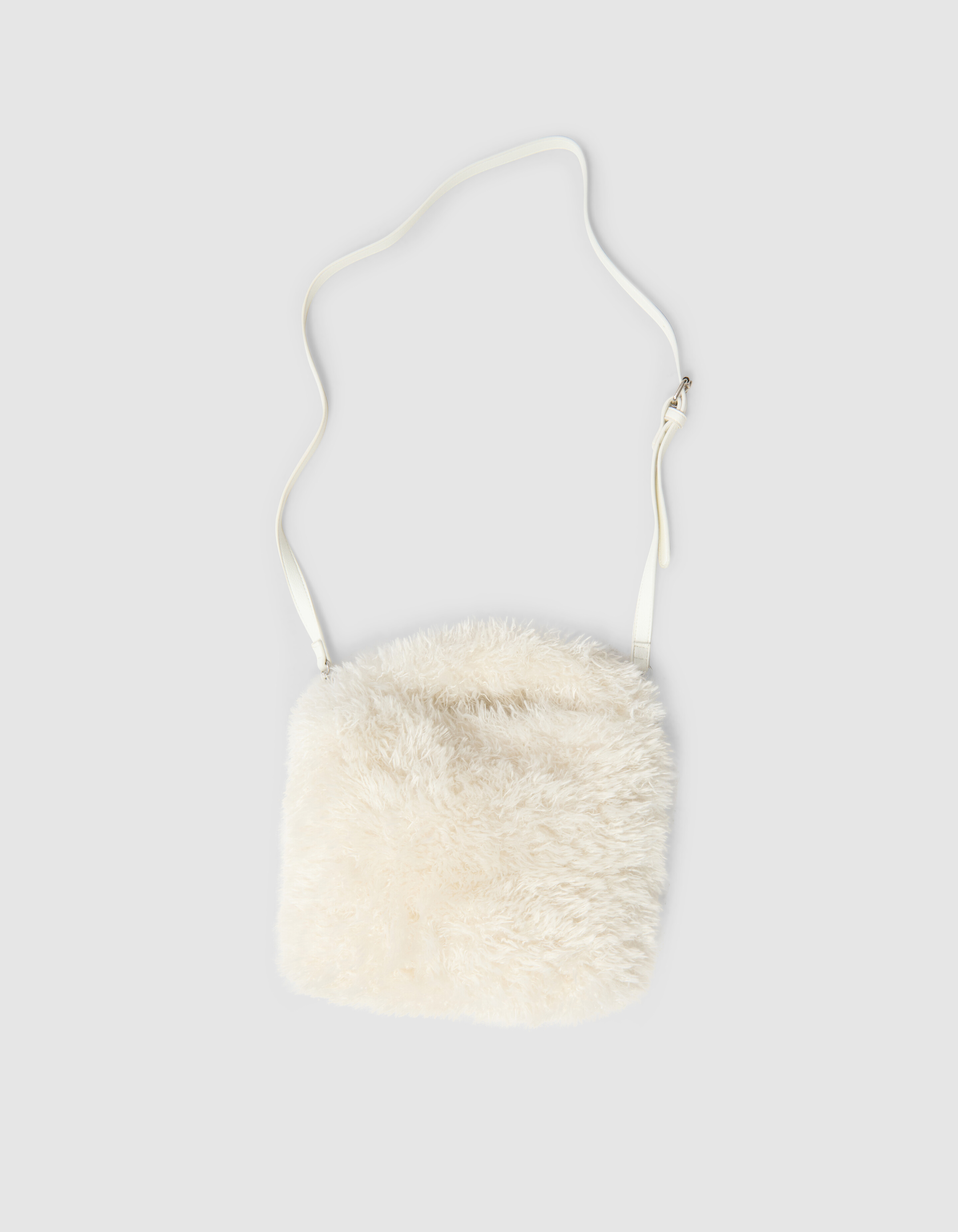 Fluffy Fur Tasche Gebrochenes Weiß SHOEBY ACCESSOIRES