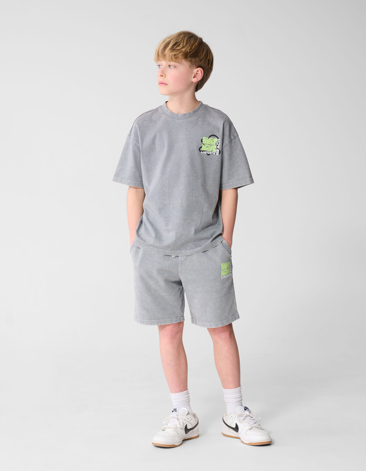 Surf Wave Artwork Kurz Grau SHOEBY BOYS