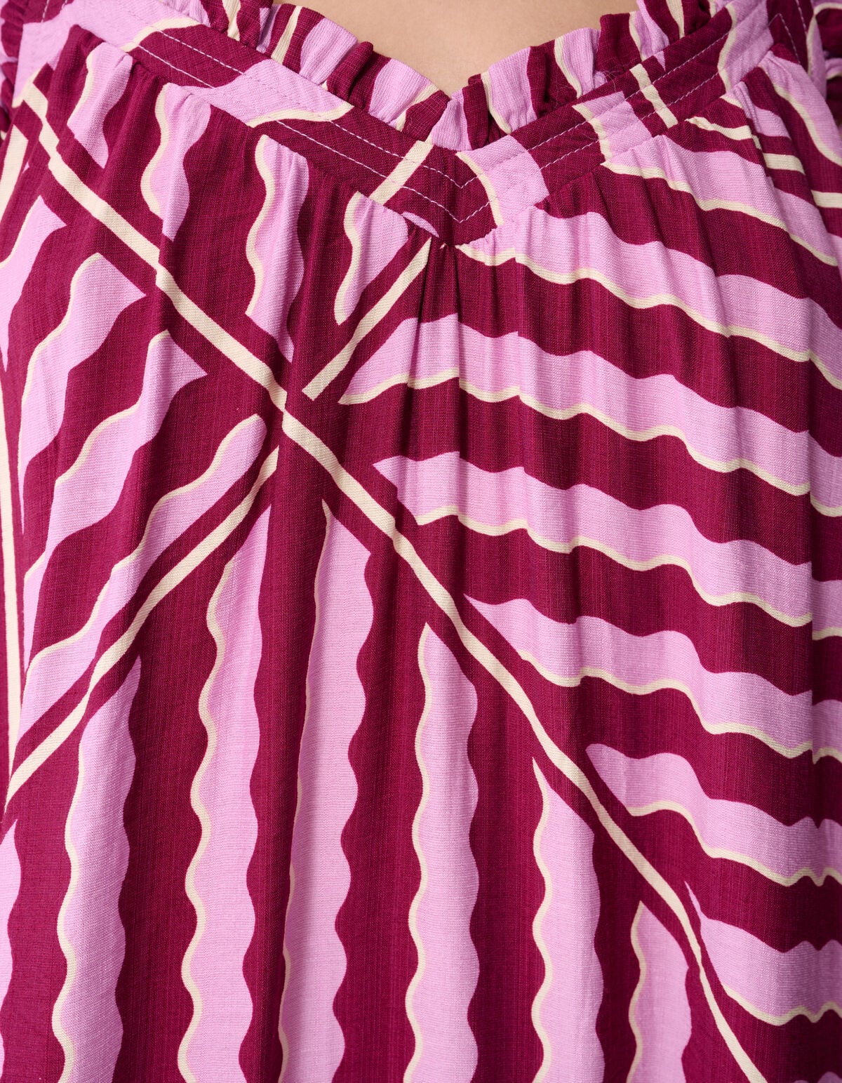 Maxikleid mit Wellenmuster in Rosa/Lila SHOEBY WOMEN