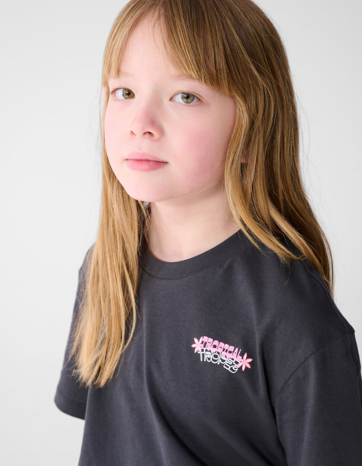 Tropez Artwork T-Shirt Dunkelgrau SHOEBY GIRLS