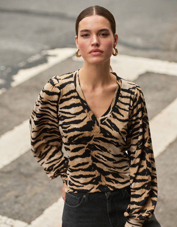 Tigerprint Rib Jersey Top Braun SHOEBY WOMEN