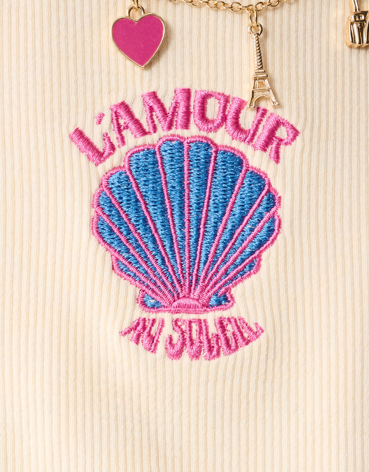 L'amour Crop Top Off White SHOEBY GIRLS