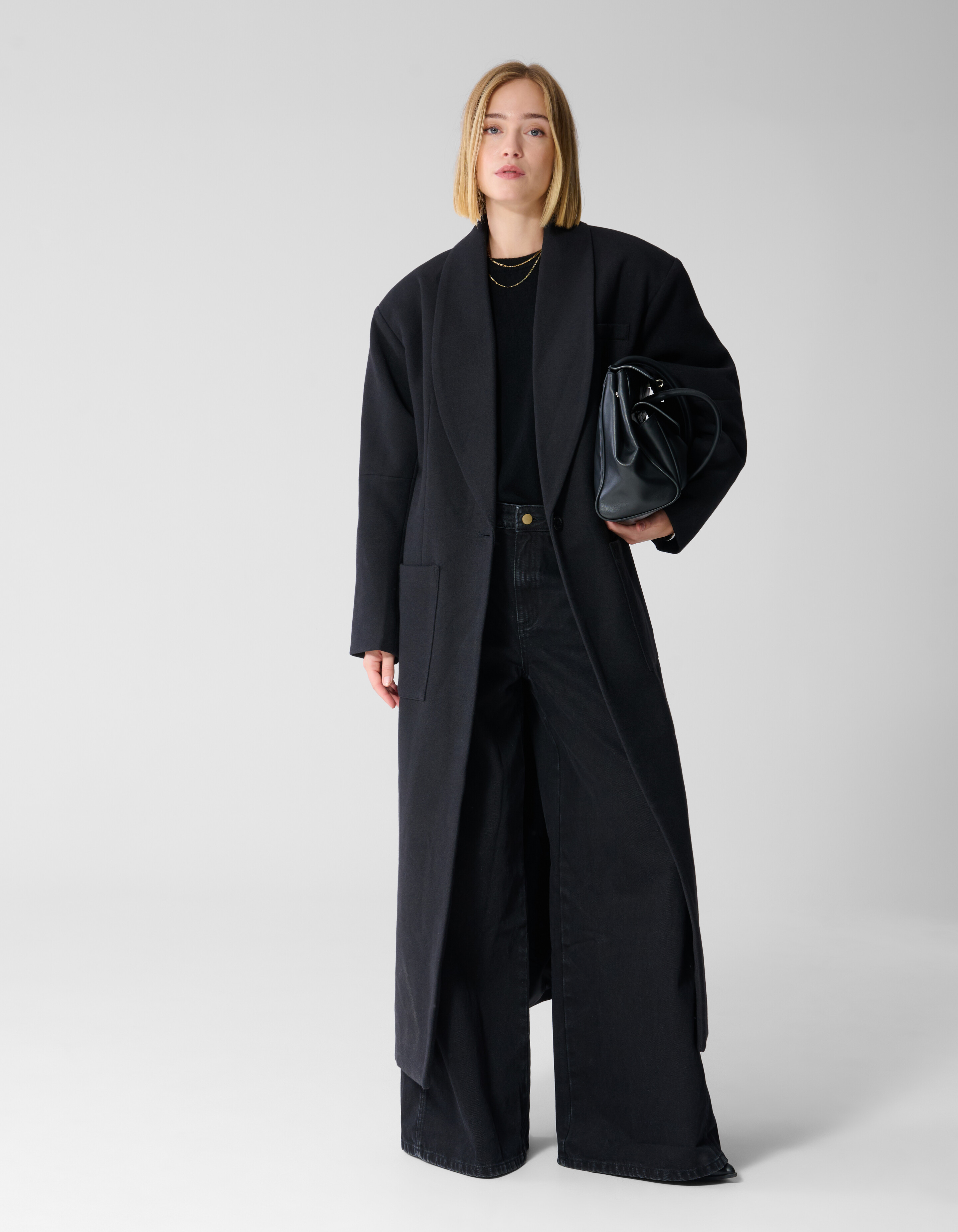 Oversized Mantel Schwarz By Lonneke SHOEBY WOMEN