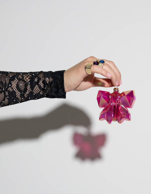 Schleife Weihnachtskugel Pink von Fred SHOEBY ACCESSOIRES