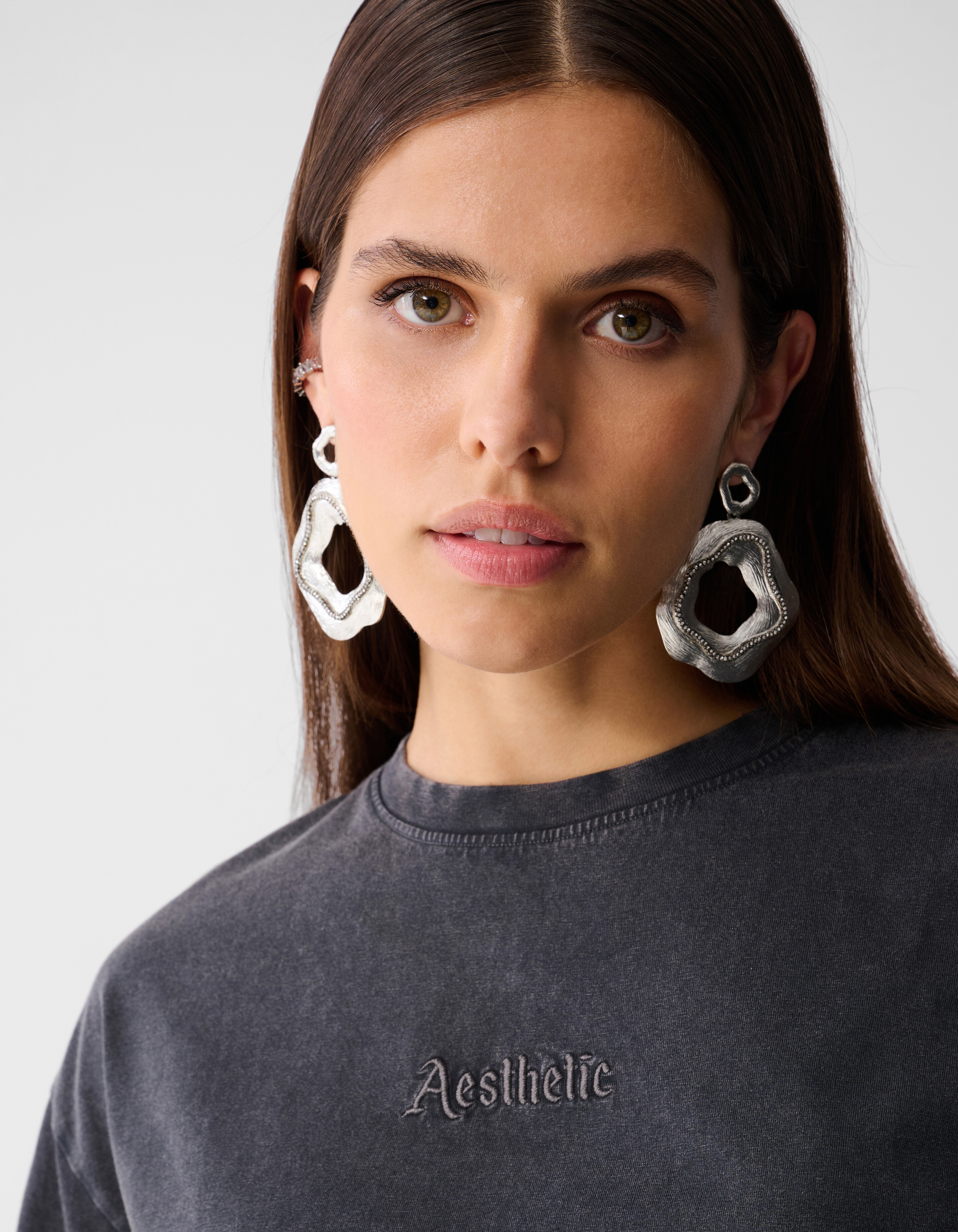 Oversized Washed T-Shirt Dunkelgrau SHOEBY WOMEN