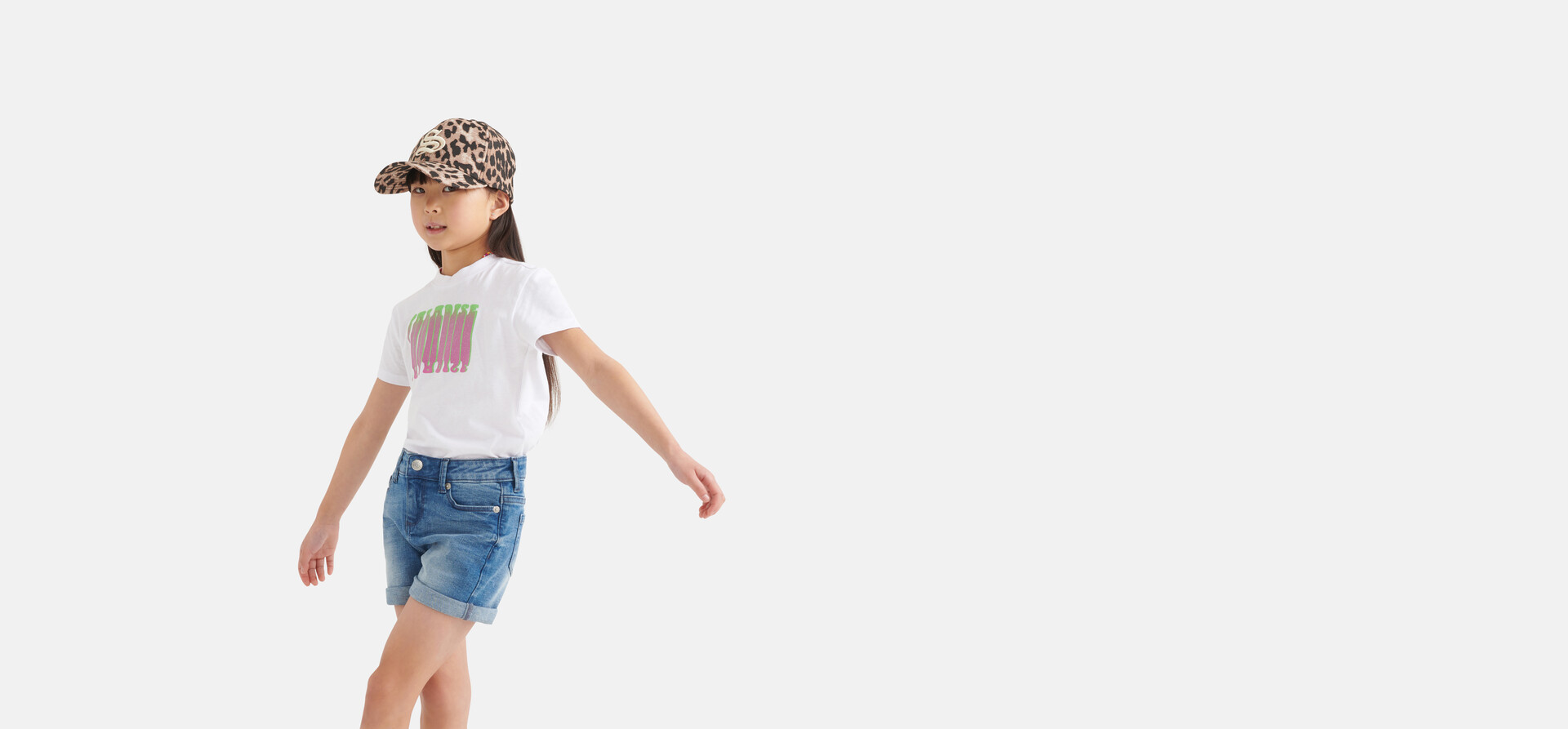 Loose Fit T-Shirt Weiß SHOEBY GIRLS