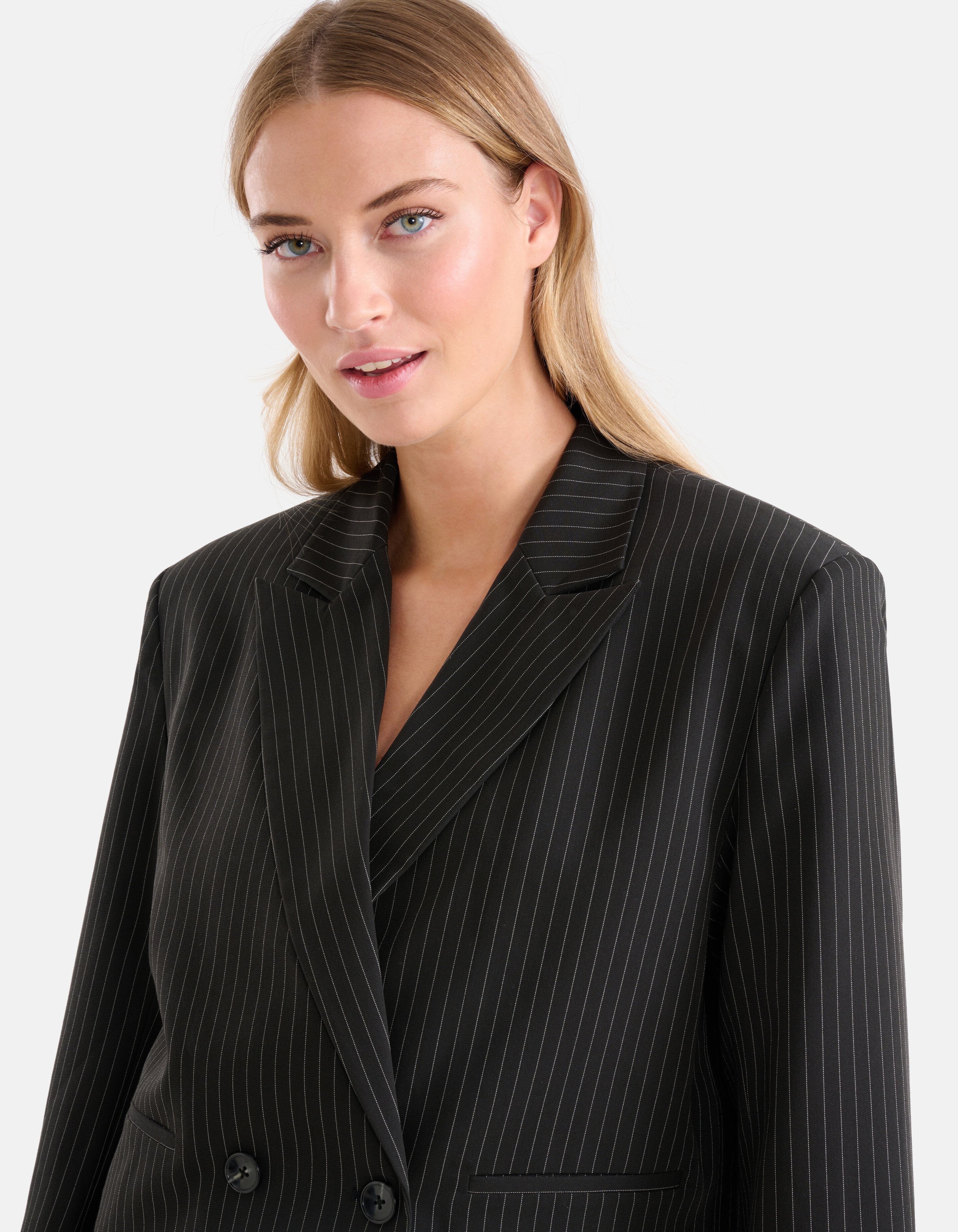 Nadelstreifen-Blazer Schwarz SHOEBY WOMEN