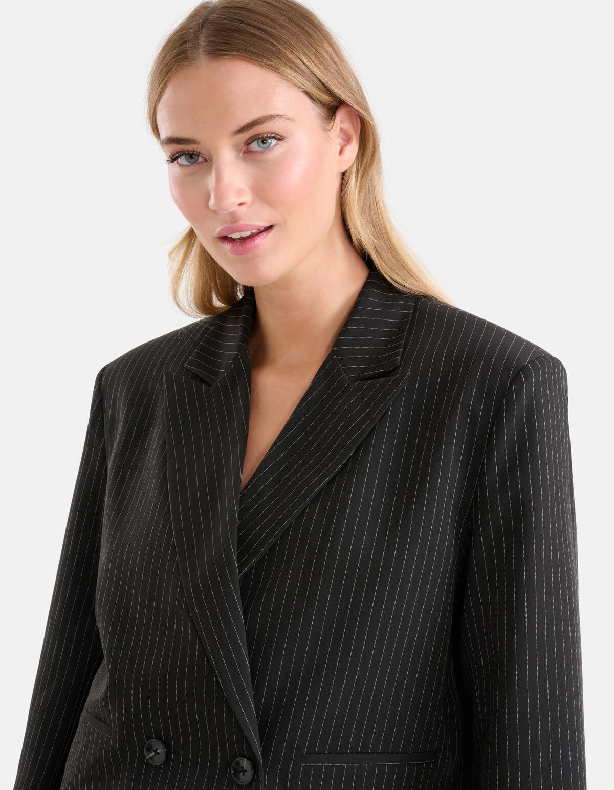 Nadelstreifen-Blazer Schwarz SHOEBY WOMEN