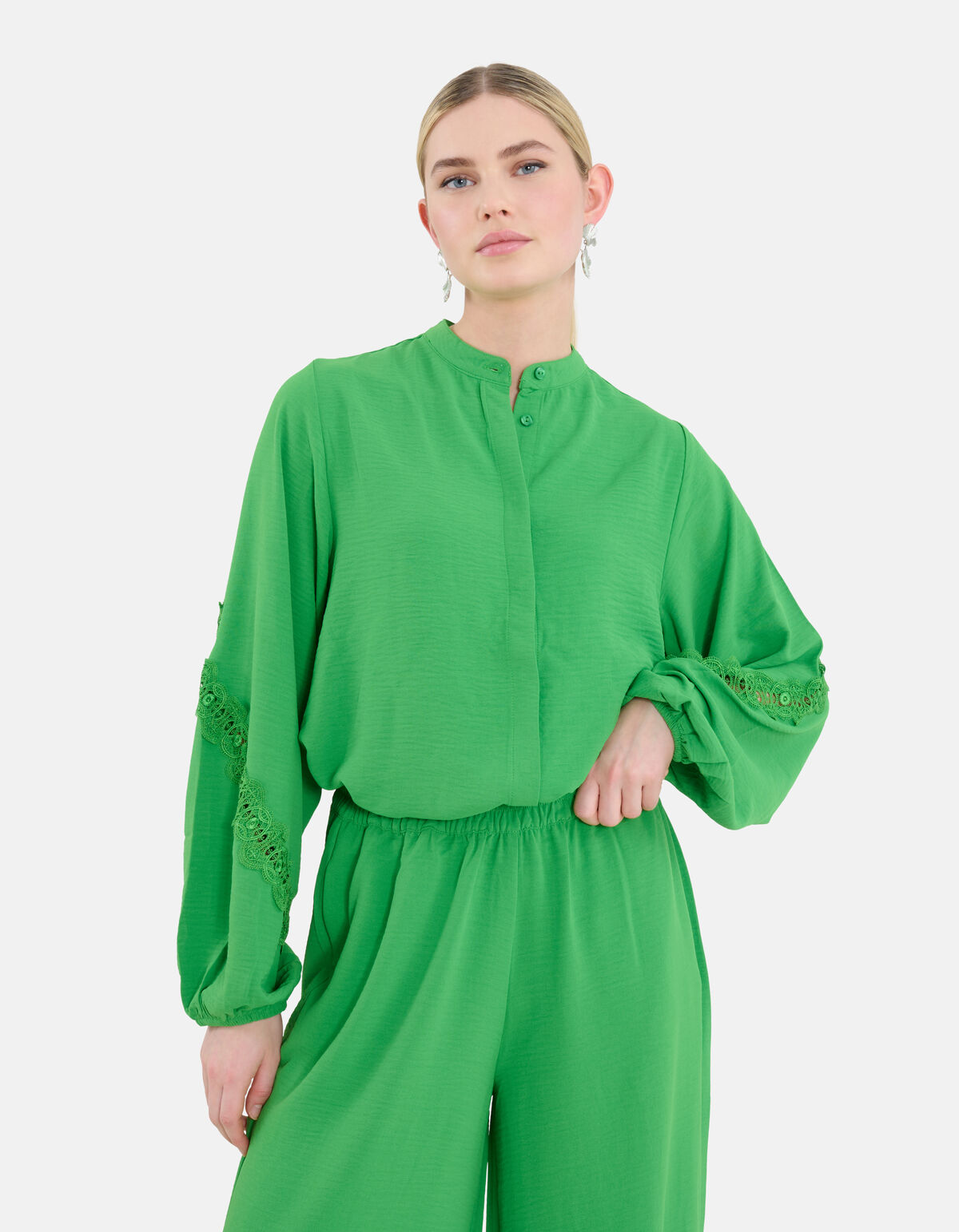 Twist Lace Blouse Groen SHOEBY WOMEN