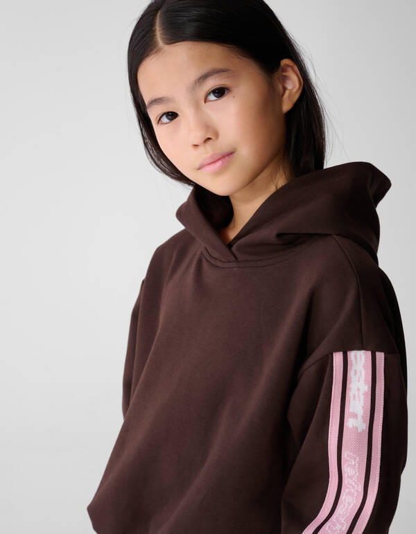 Tape Balloon Fit Hoodie in Dunkelbraun SHOEBY GIRLS