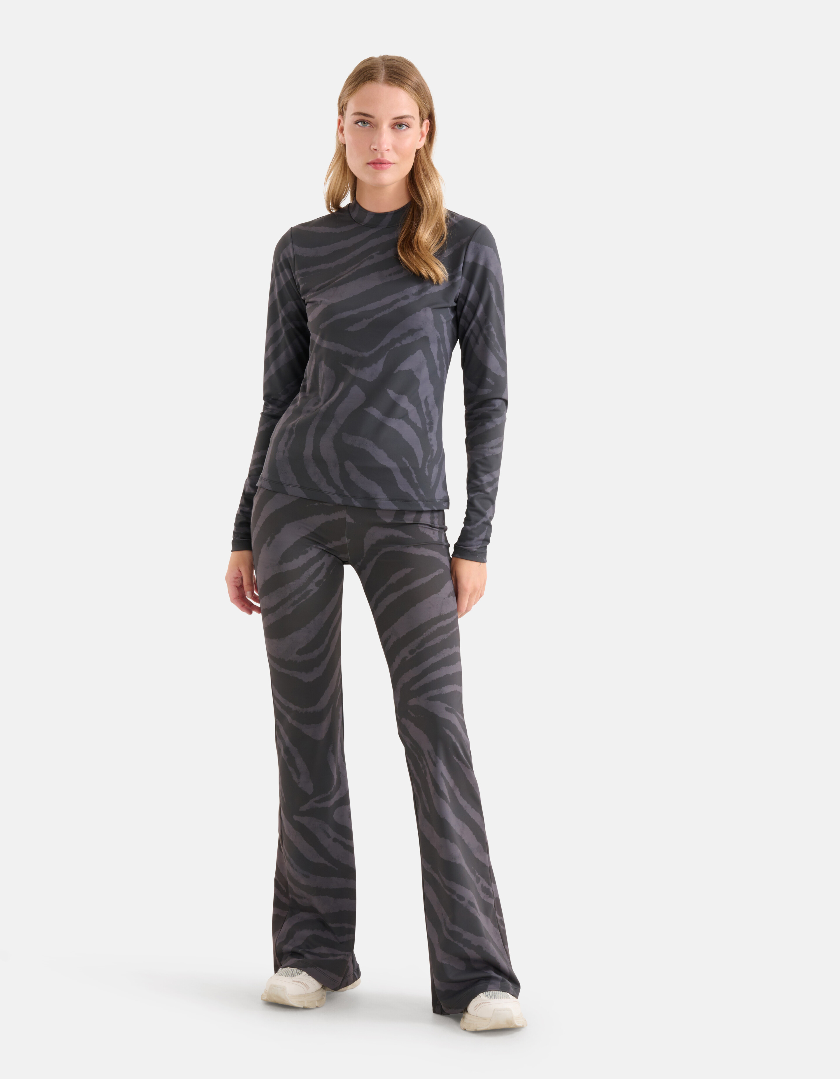 Travel Longsleeve Donkergrijs SHOEBY WOMEN